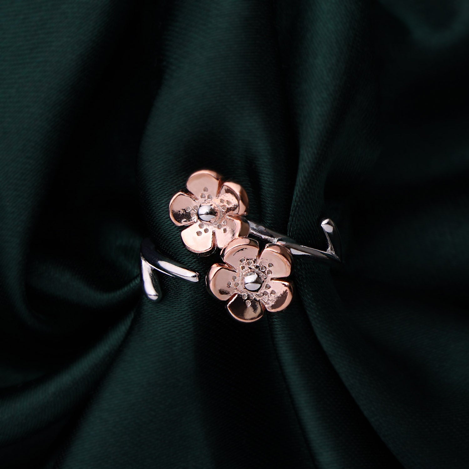 Floral Rose Gold Chain Pendant & Ring
