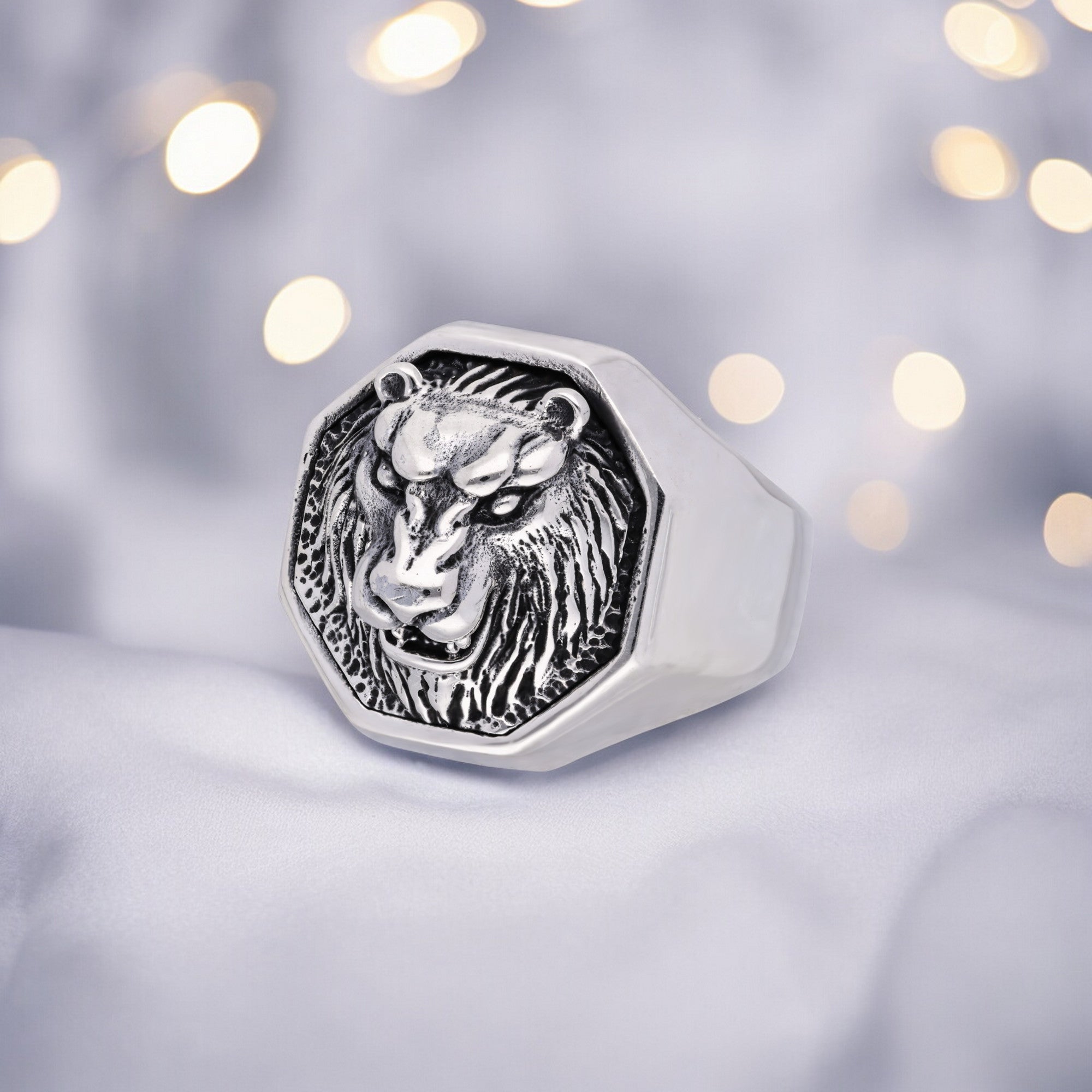 "Sterling Silver Lion Emblem Men's Ring" | SKU : 0004428916, 0004428916