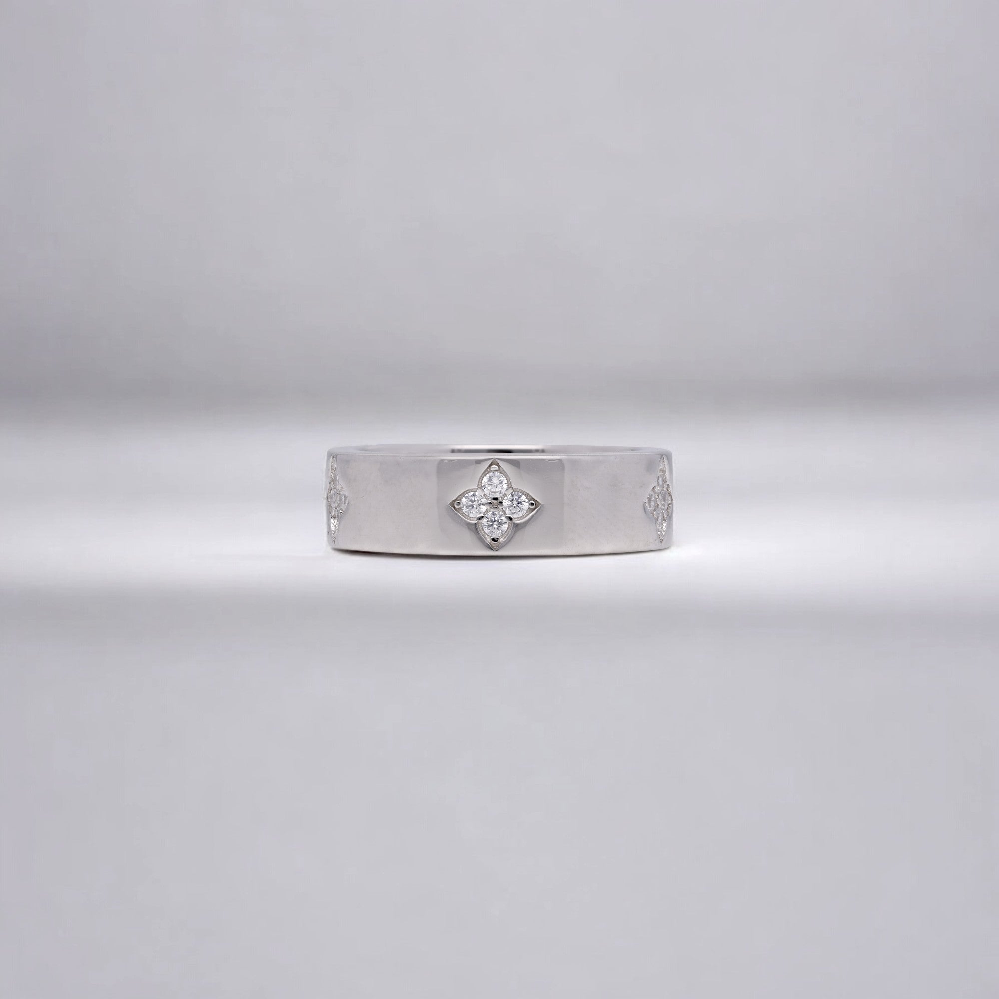 Ethereal Sparkle: Sterling Silver Diamond Logo Band Ring | SKU : 0003112694, 0019889375, 0019889405, 0019889399, 0003112427, 0003112540, 0003112724 , 0003112397