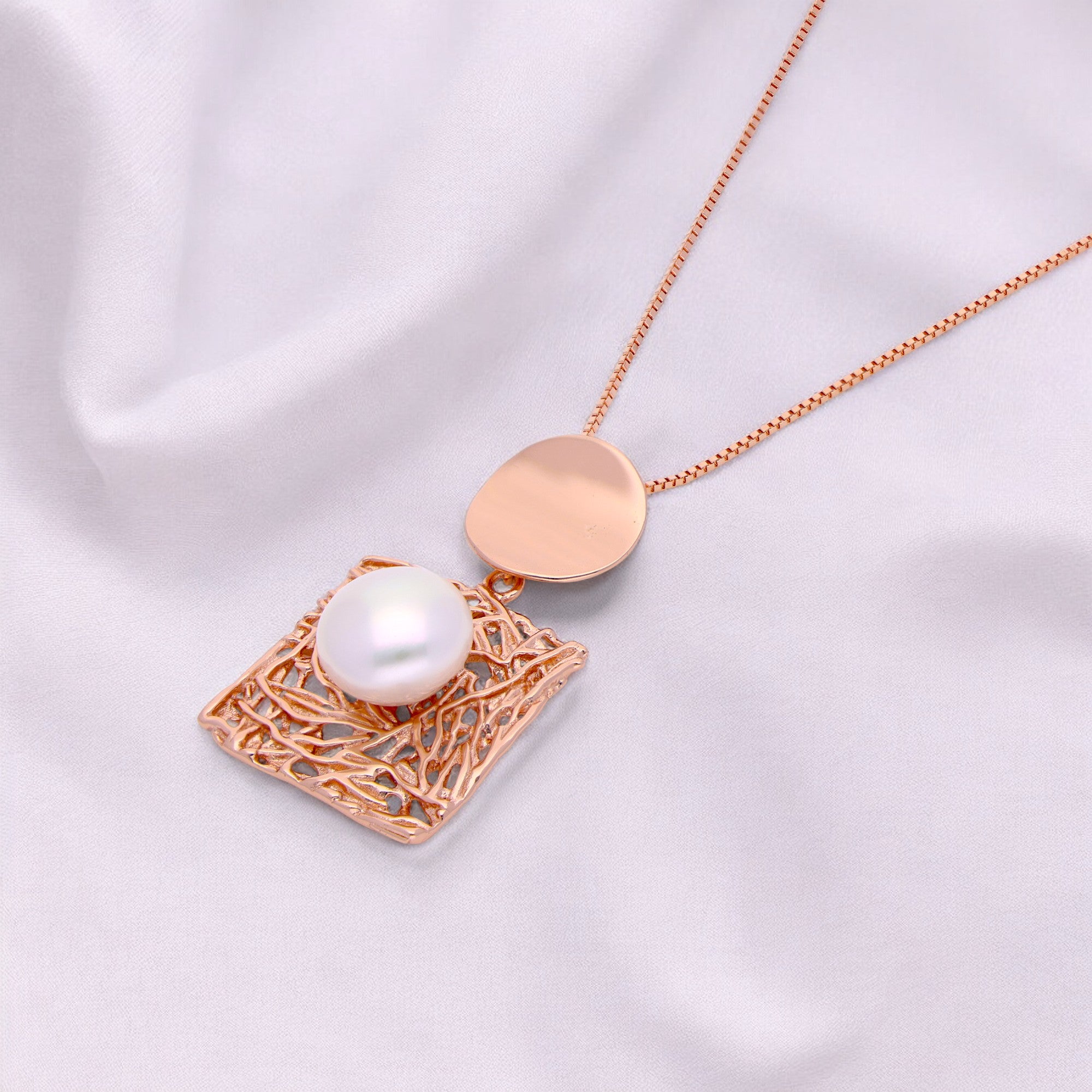 Pearl Radiance: Intricately Designed Sterling Silver Pendant with Rose Gold Polish and Pearl Accent | SKU : 0019892214, 0019892207, 0003110225