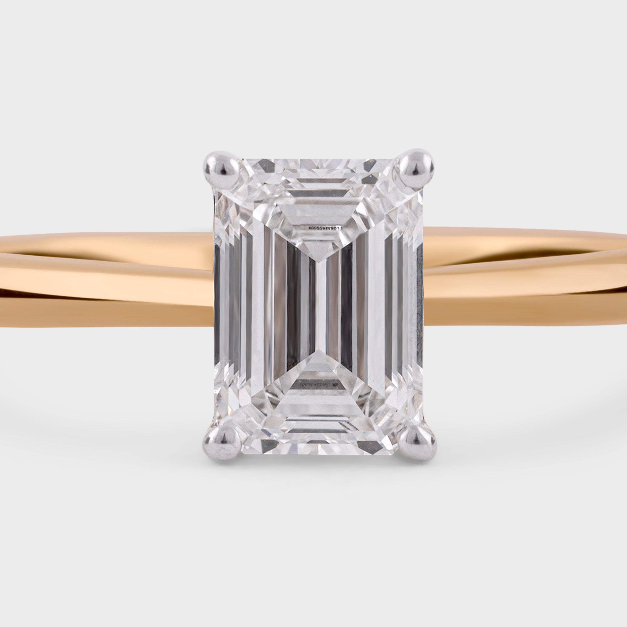 Emerald Cut 1.06 Carat Lab Grown Solitaire Diamond Yellow Gold 18K Ring | SKU : 0020602116