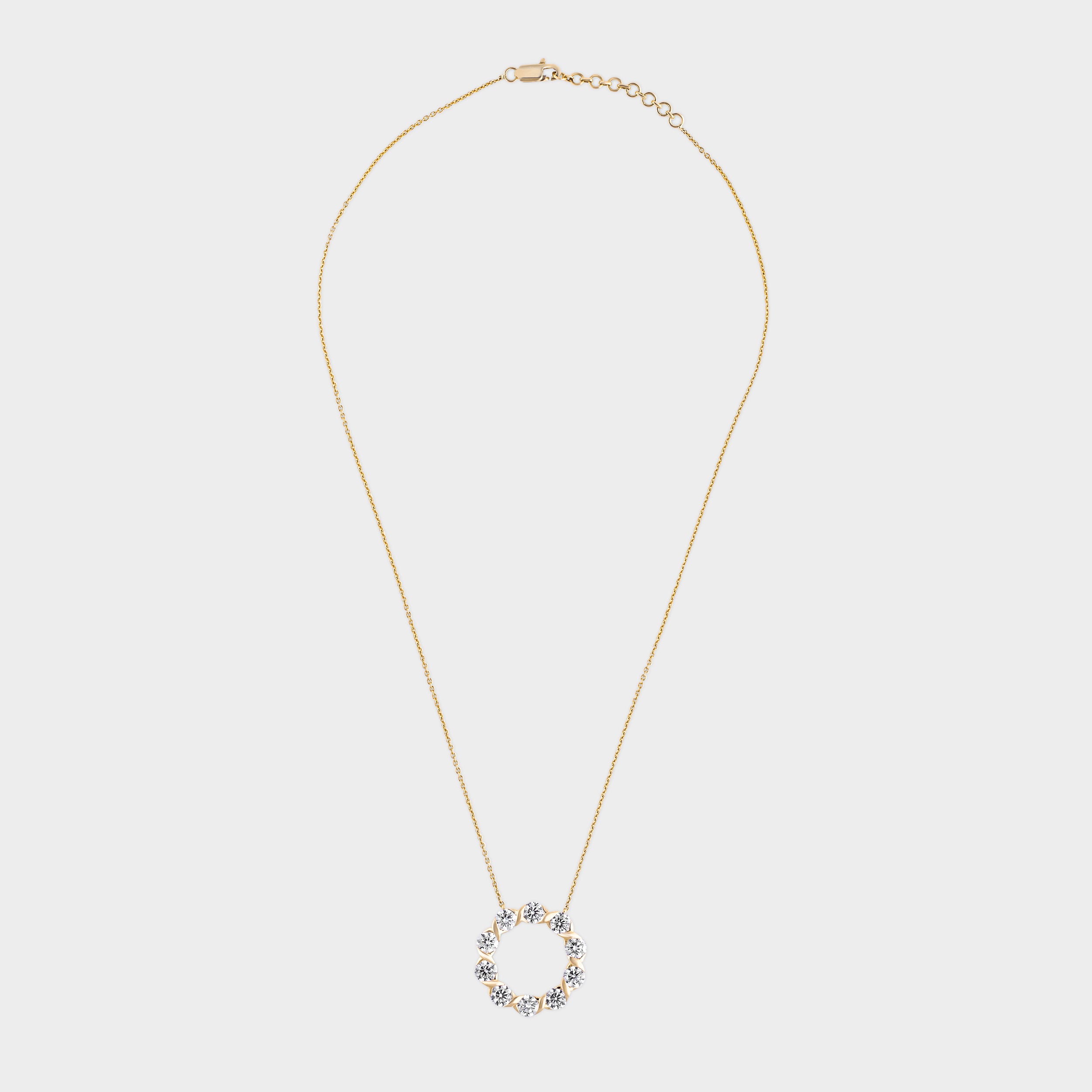 Round Brilliant 3.170 Carat Chic Circle Lab-Grown Diamond Chain Pendant | SKU : 0020705640