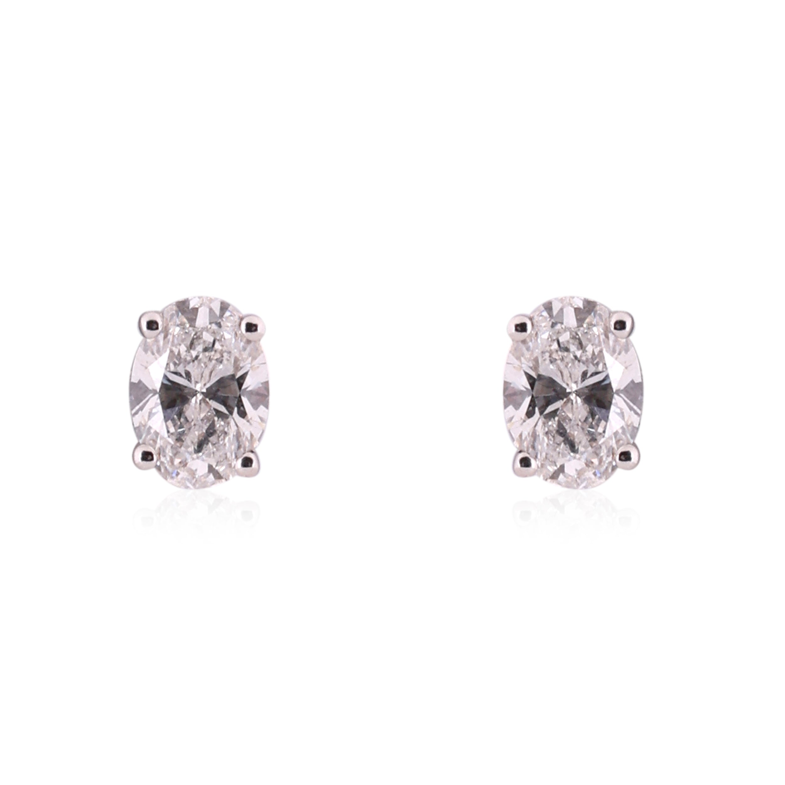 Oval-Cut 1.06 Carat Lab-Grown Diamond Ear-Stud in White Gold| SKU : 0020806163