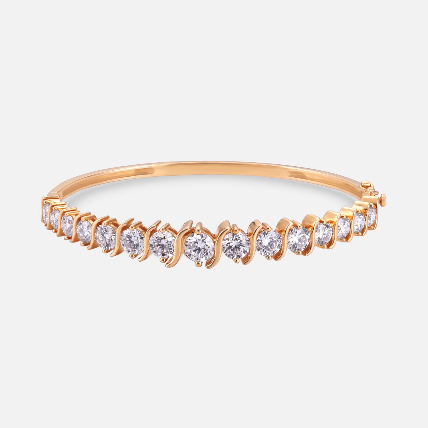 Round Brilliant 5.900 Carat Lab Grown Diamond Bangle in Gold | SKU : 0021071027