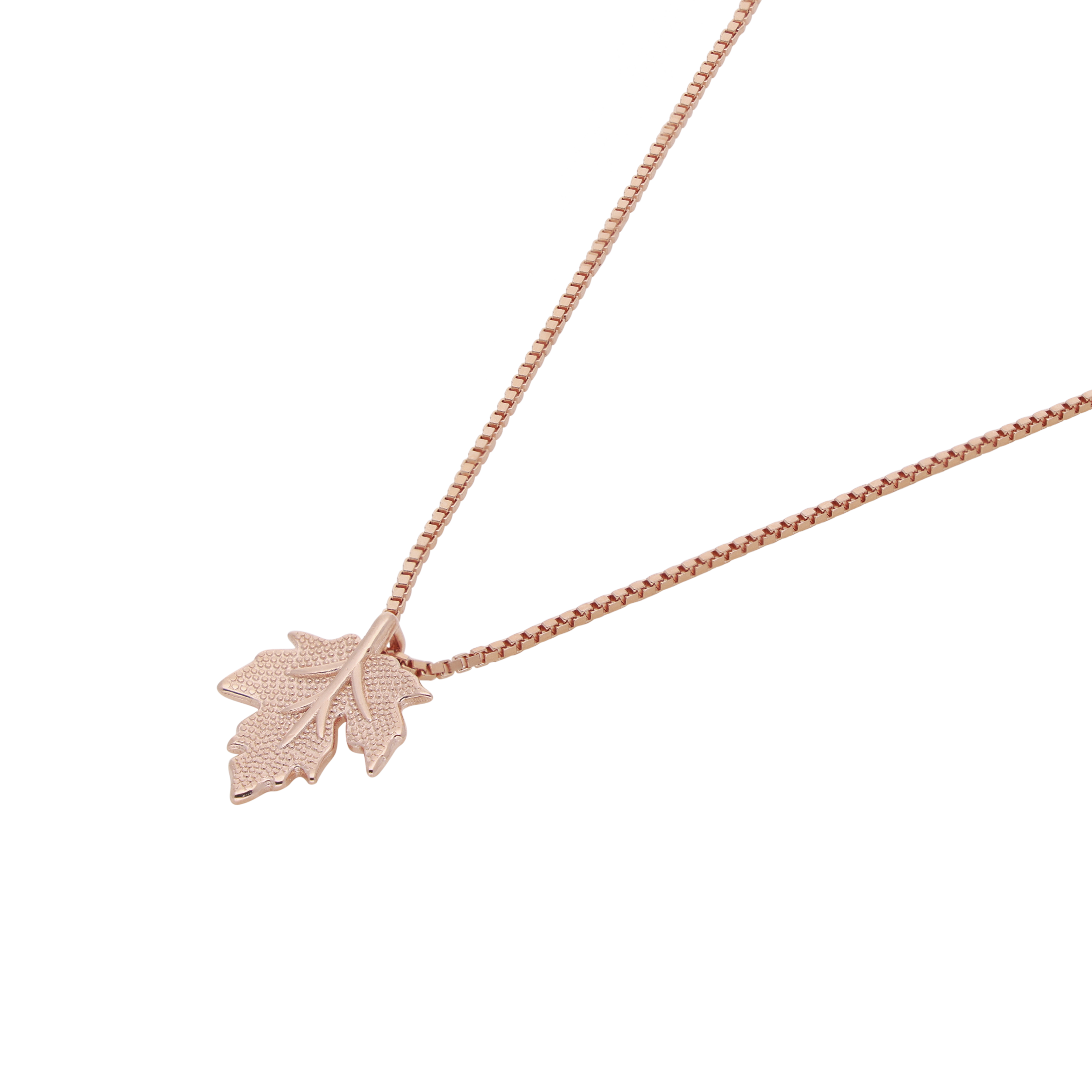 Golden Autumn Leaf Necklace – Nature-Inspired Elegance | SKU : 0021142635, 0021142628, 0021142642, 0021142666, 0021142659, 0003523629, 0003523636