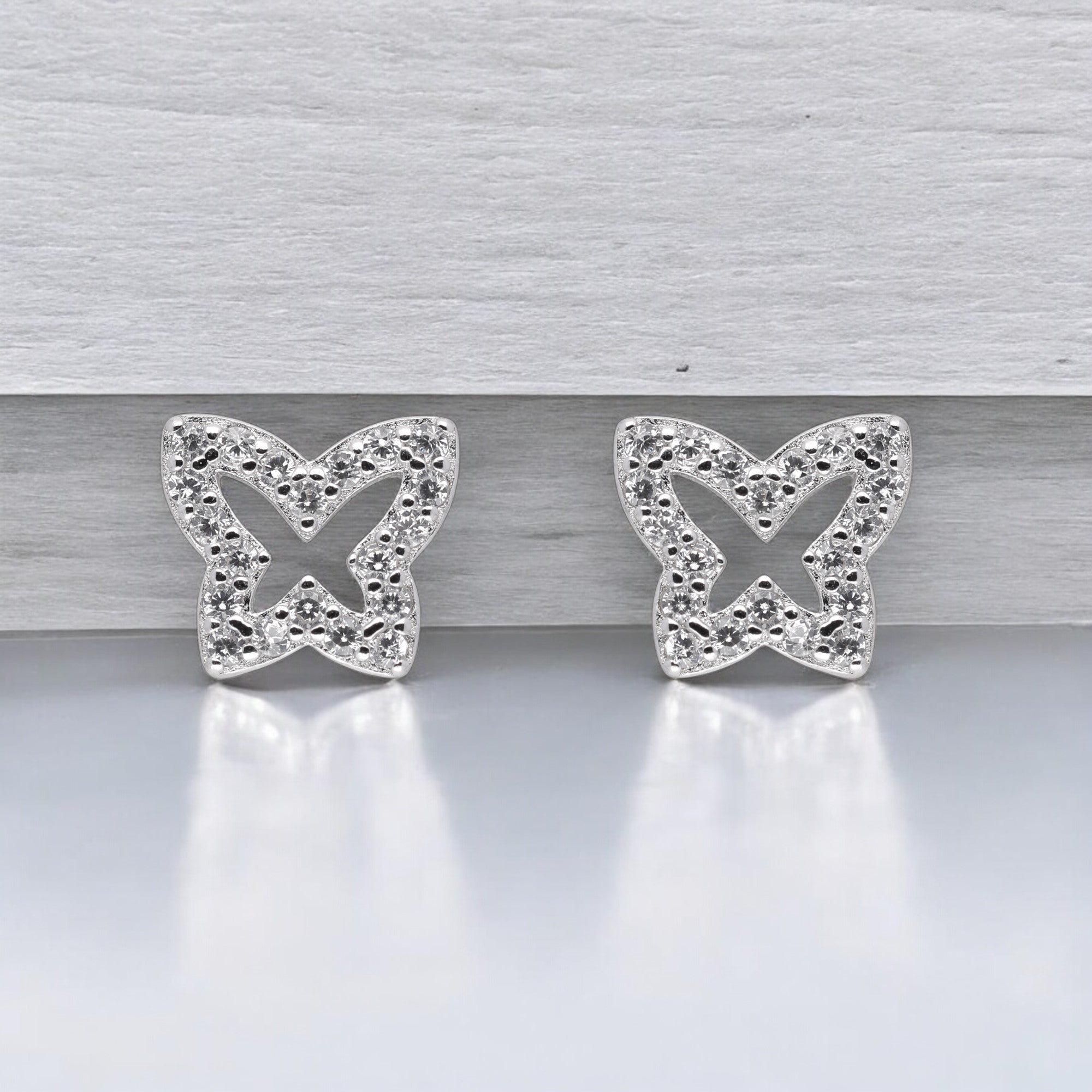 Stellar Spark Silver Ear Studs | SKU : 0021143021