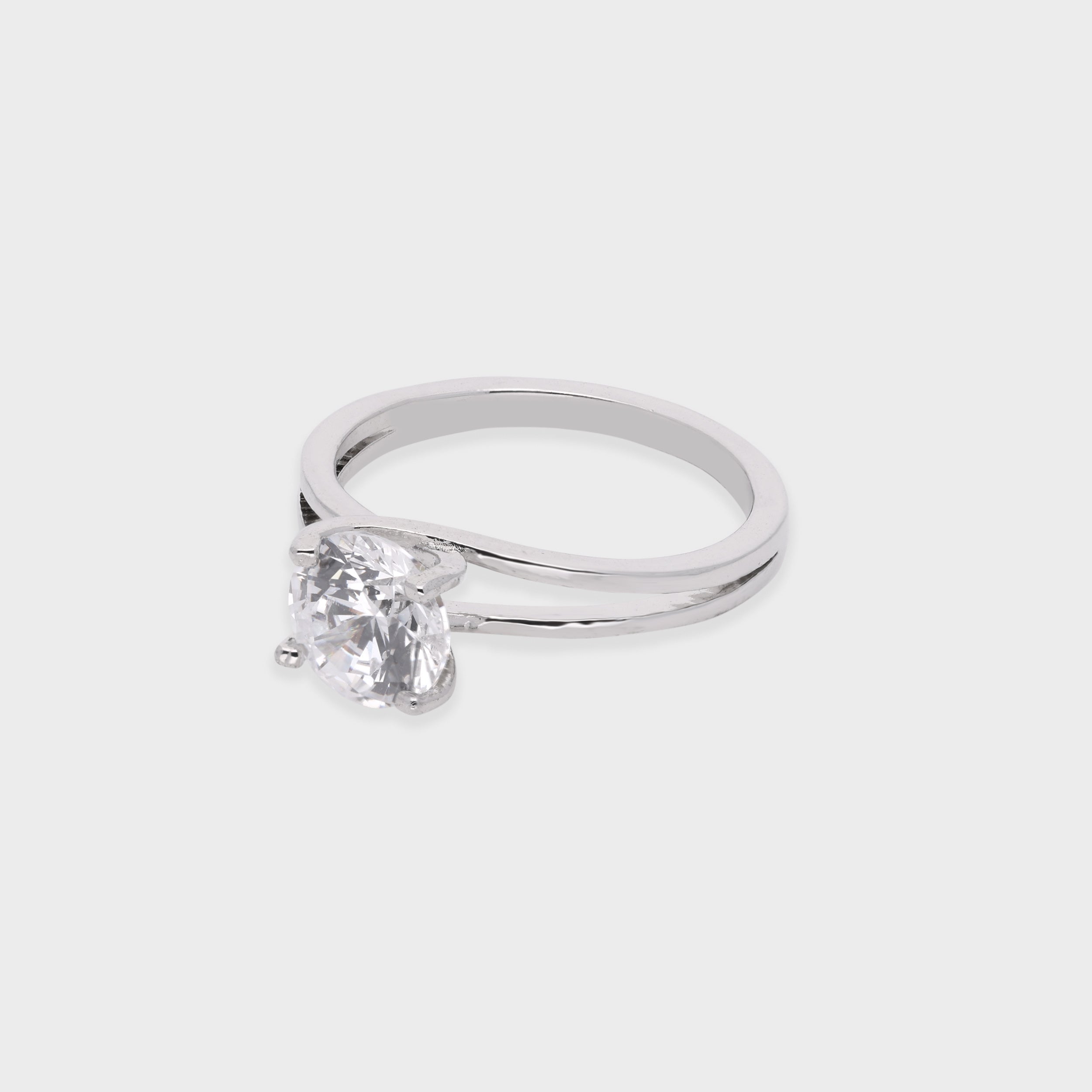 Minimalist Round Solitaire Ring in Sleek Band Setting | SKU : 0021423369