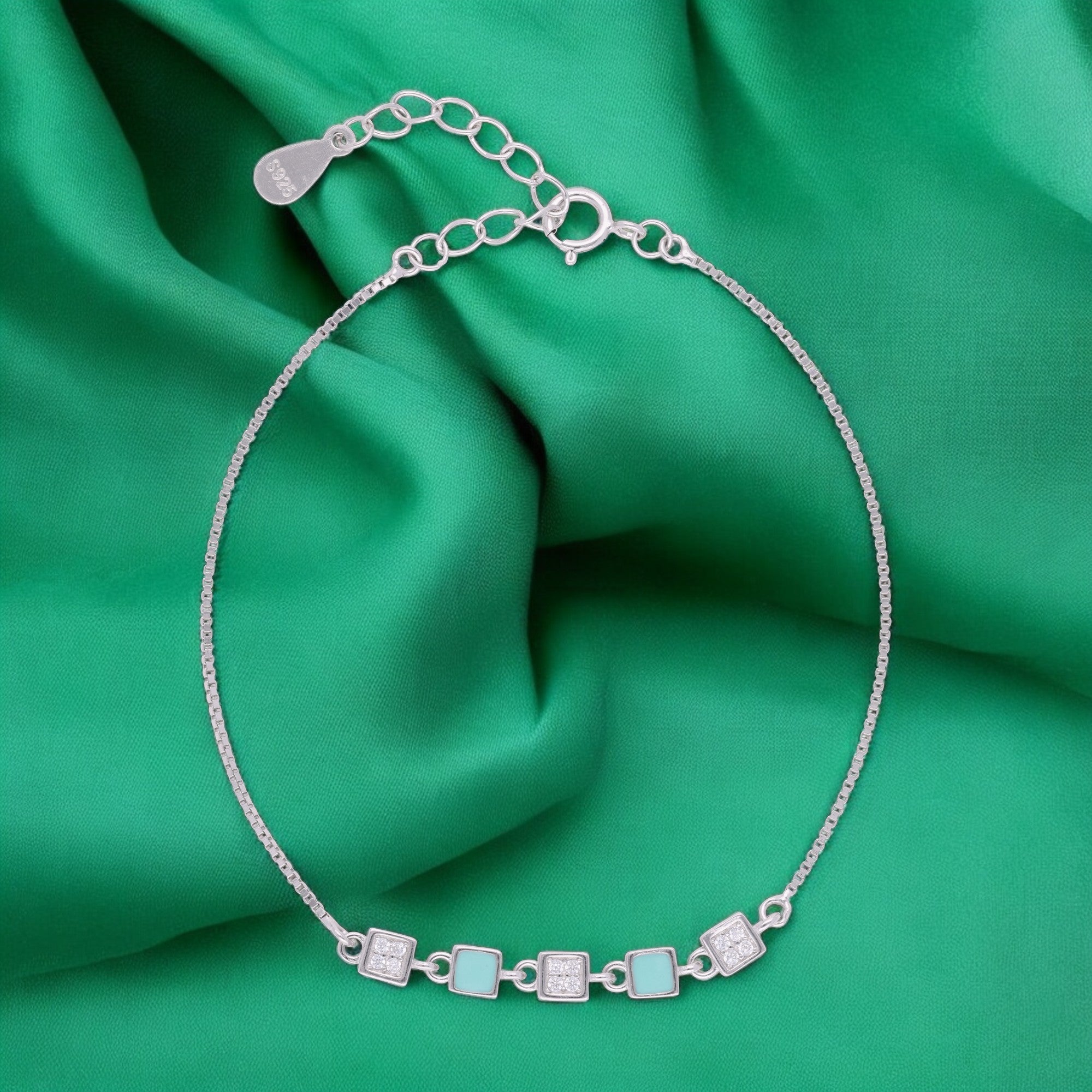Geometric Square Bracelet with Black Enamel and Sparkling Stones in Silver and Rosegold | SKU : 0021546716, 0021546730, 0021546723, 0003631102