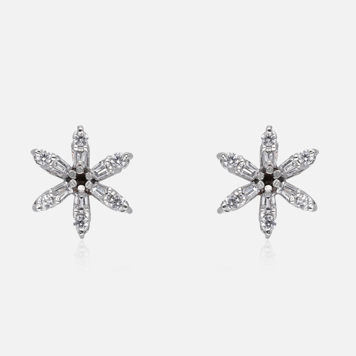 Sterling Silver Snowflake Star Stud Earrings with Cubic Zirconia Accents | SKU : 0022158659