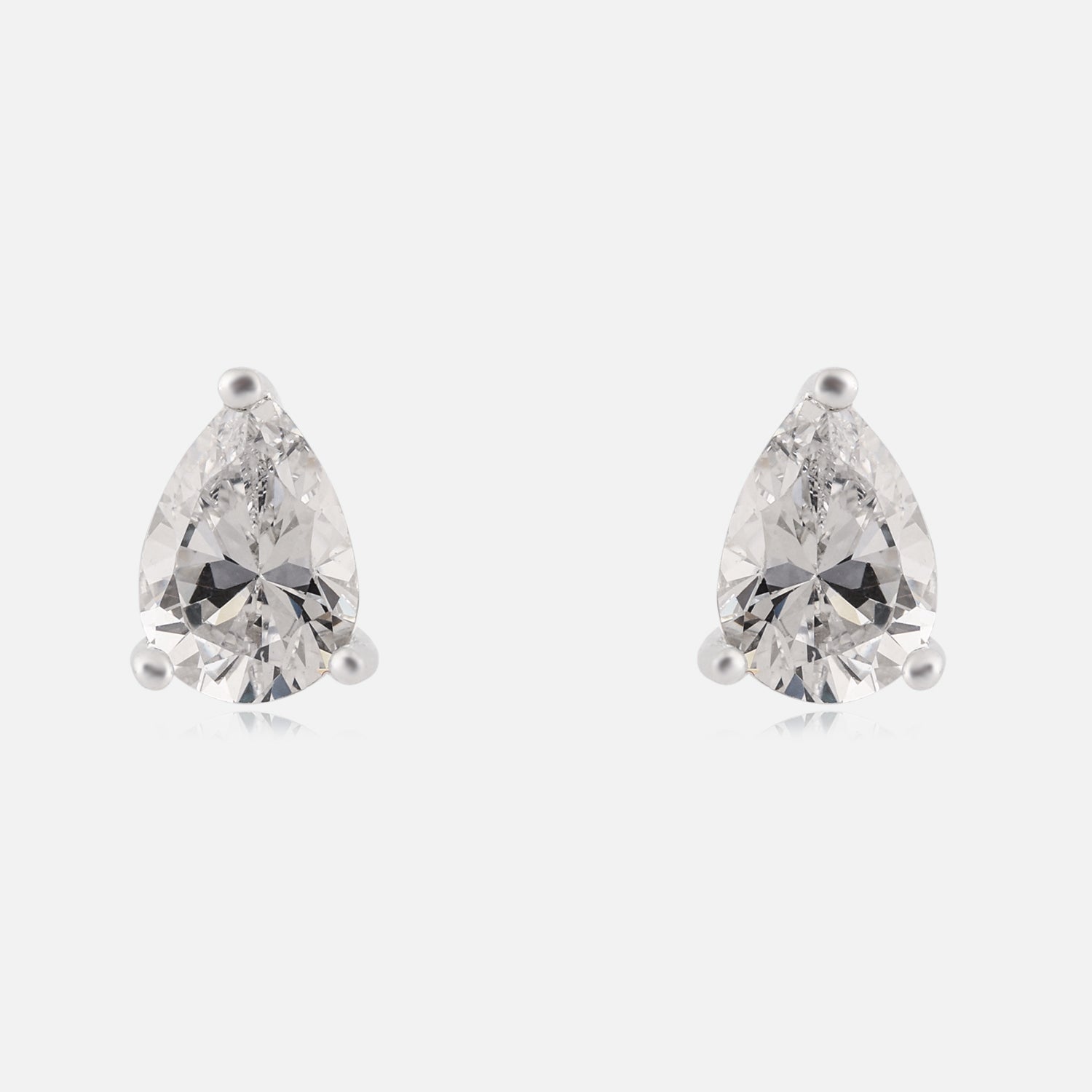 Sterling Silver Pear-Cut Cubic Zirconia Stud Earrings | SKU : 0022158932