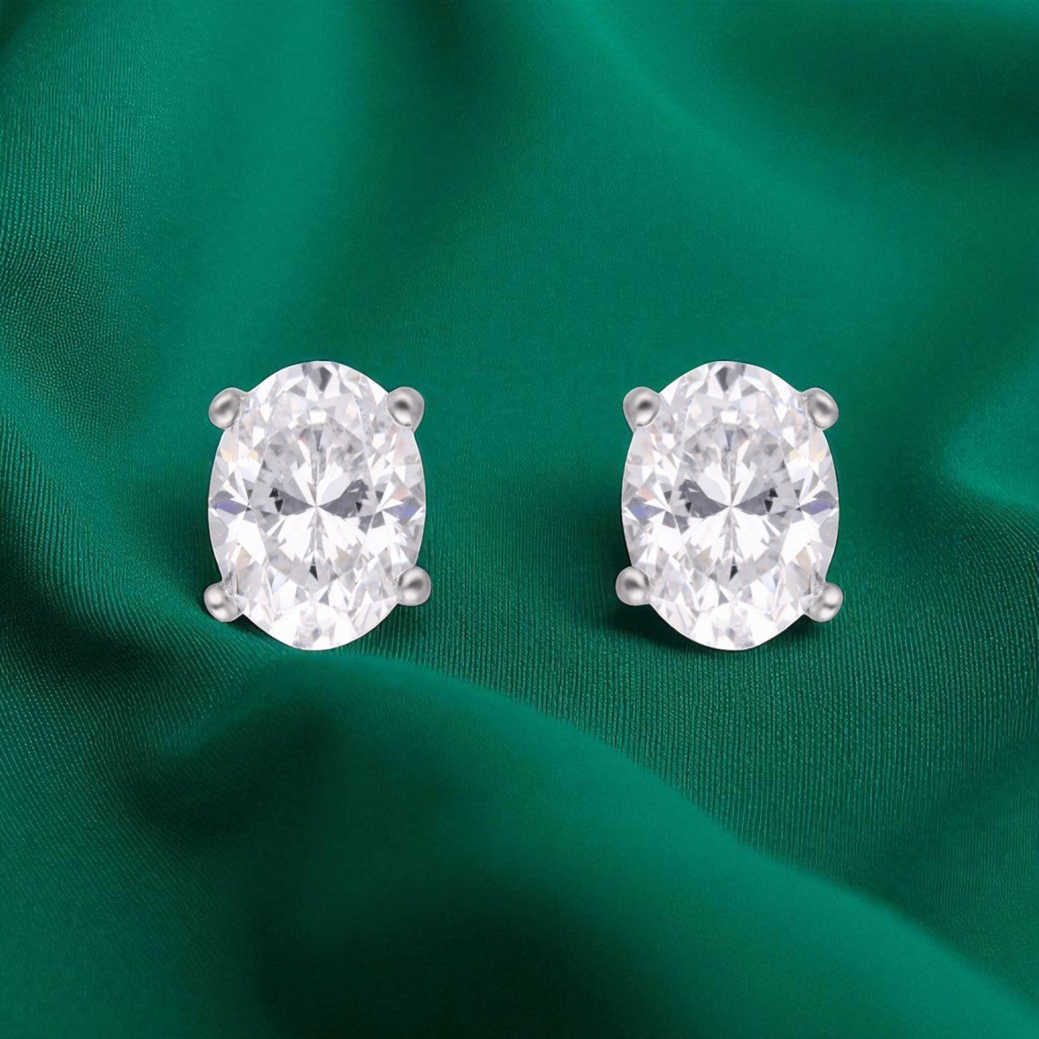 Oval-Cut Cubic Zirconia Stud Earrings in Sterling Silver | SKU : 0022196484, 0022195098, 0003904848