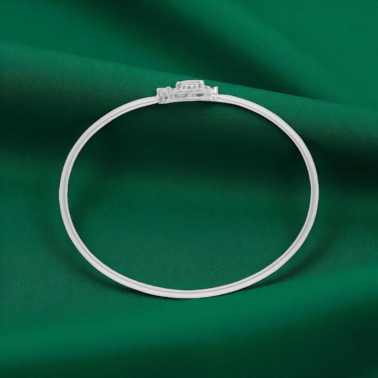 Sterling Silver Twin Emerald-Cut Halo Bracelet | SKU : 0022219640, 0022219435, 0003922095