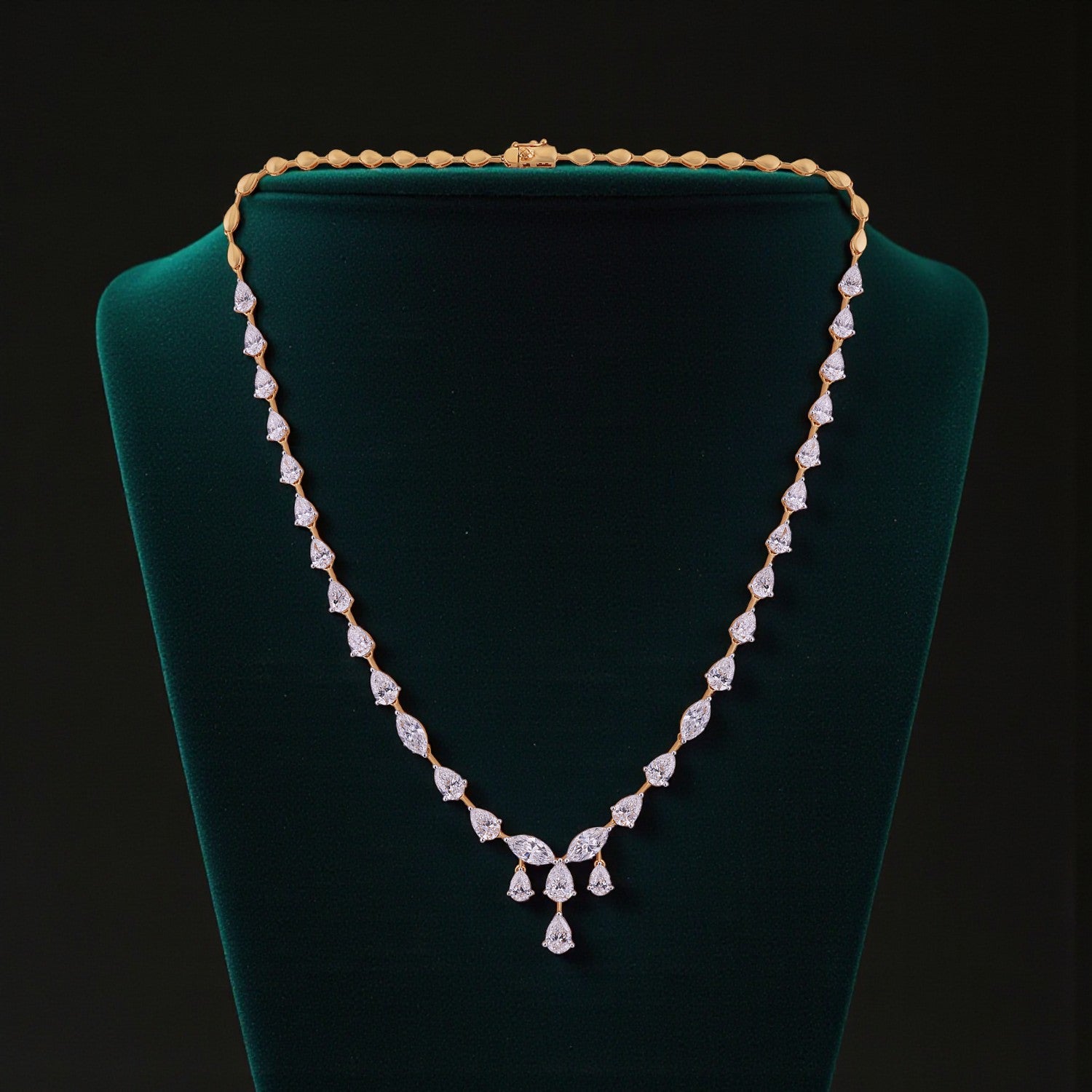 Lab-Grown Pear and Marquise Diamond Necklace in 18K Yellow Gold | SKU : 0004952909