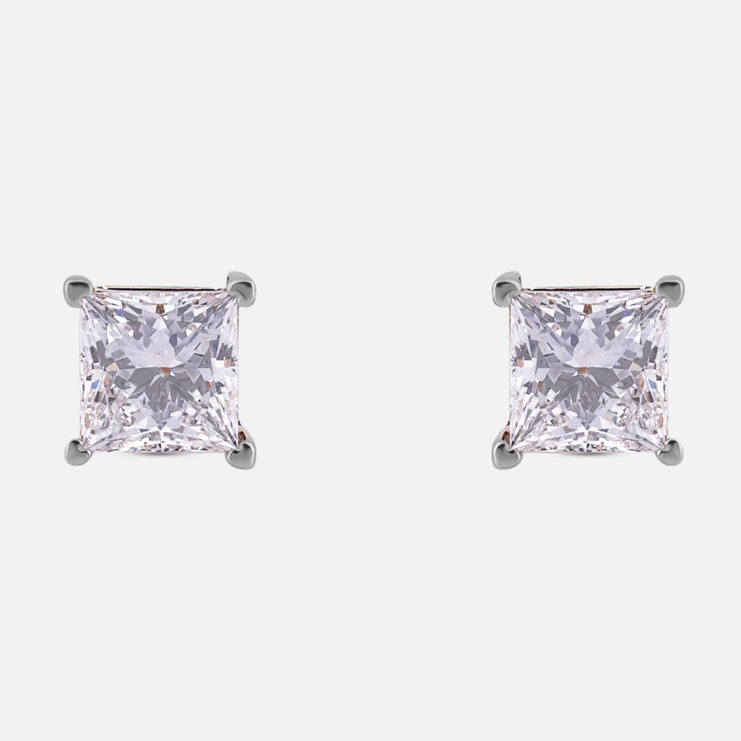 Princess-Cut Lab-Grown Diamond Stud Earrings in 18K Yellow Gold | SKU : 0004953623