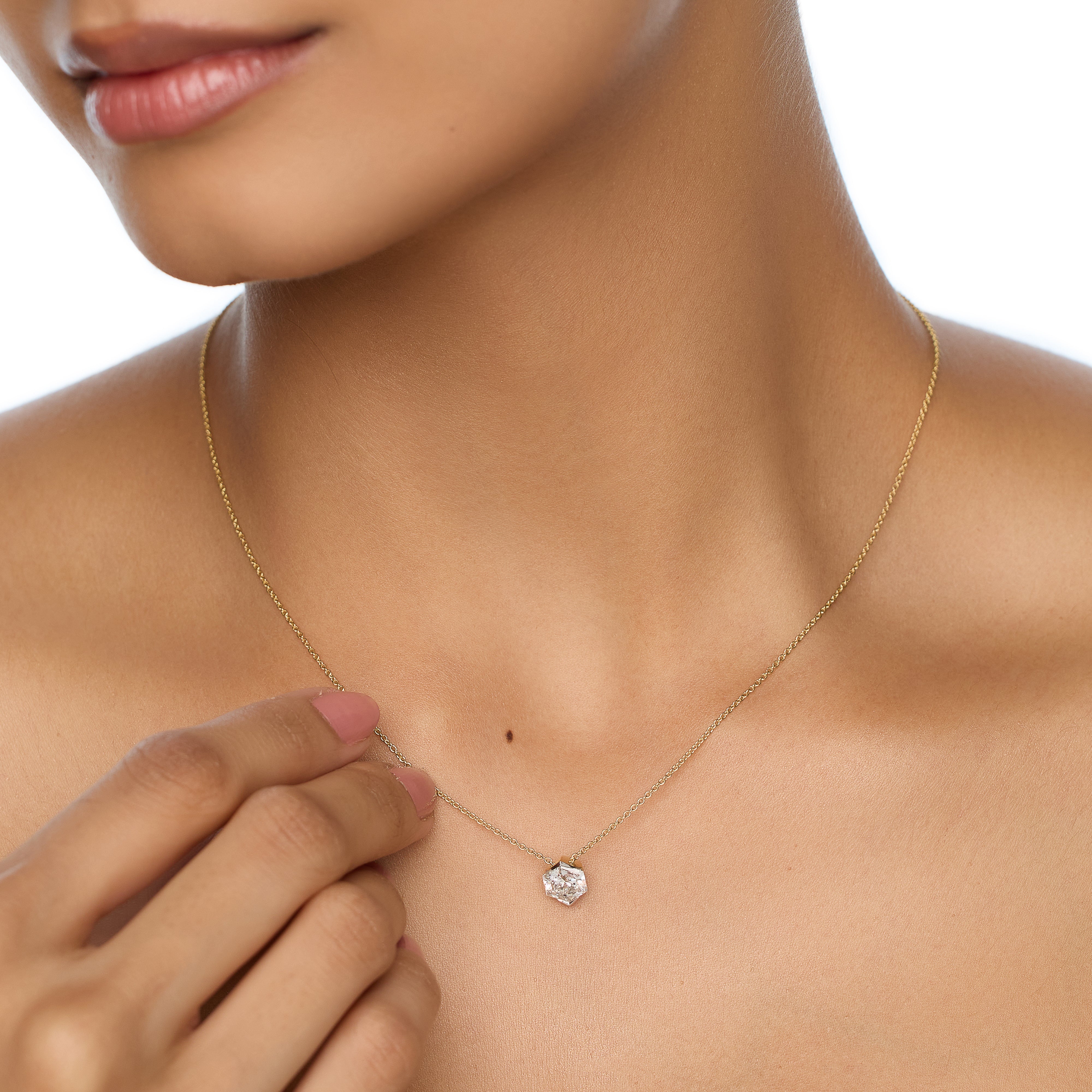 Gold Chain with Hexagon-Cut Lab-Grown Diamond Pendant | SKU : 0021912849
