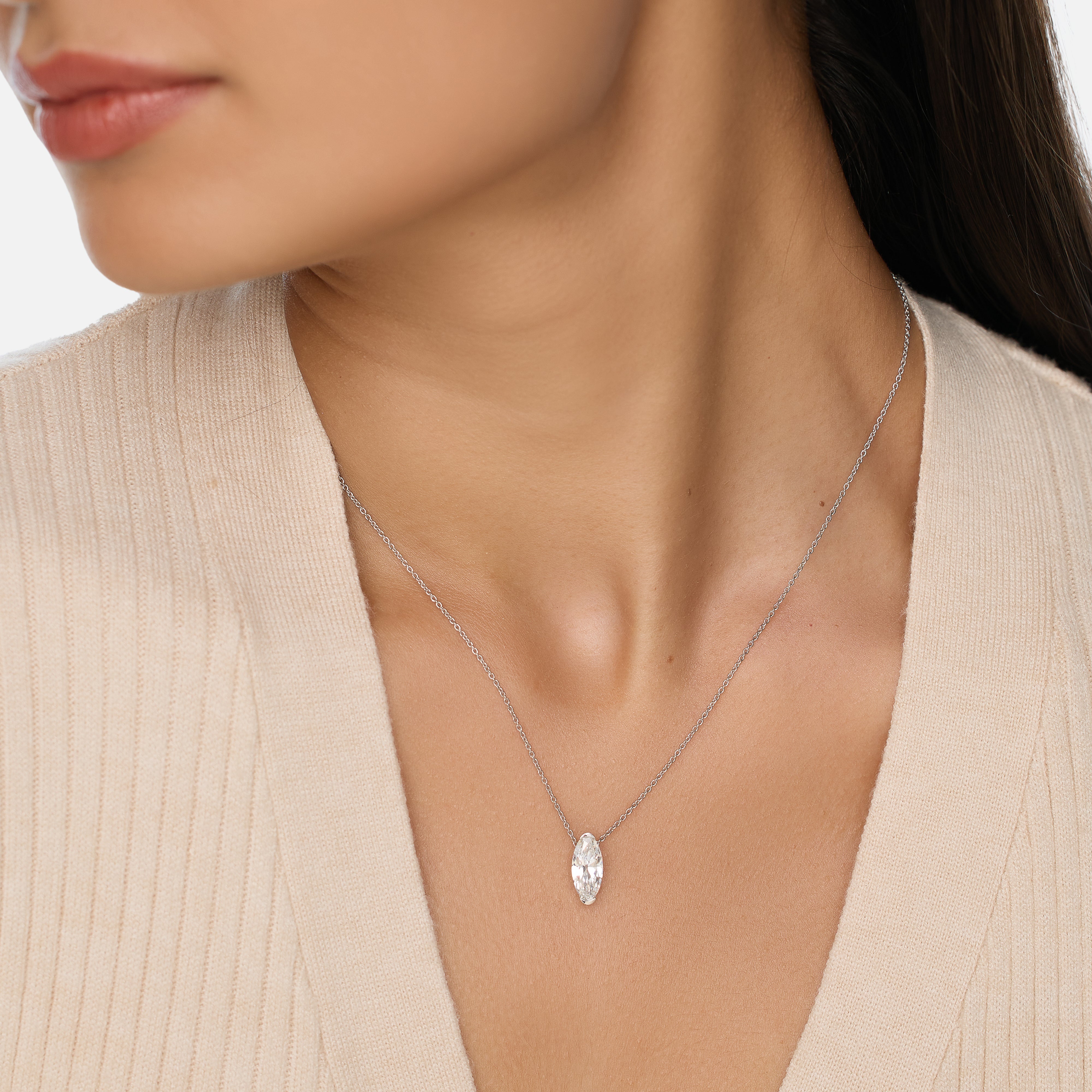 Oval Cut 1.580 Carat Lab-Grown Diamond Pendant in White Gold Chain | SKU : 0003759493