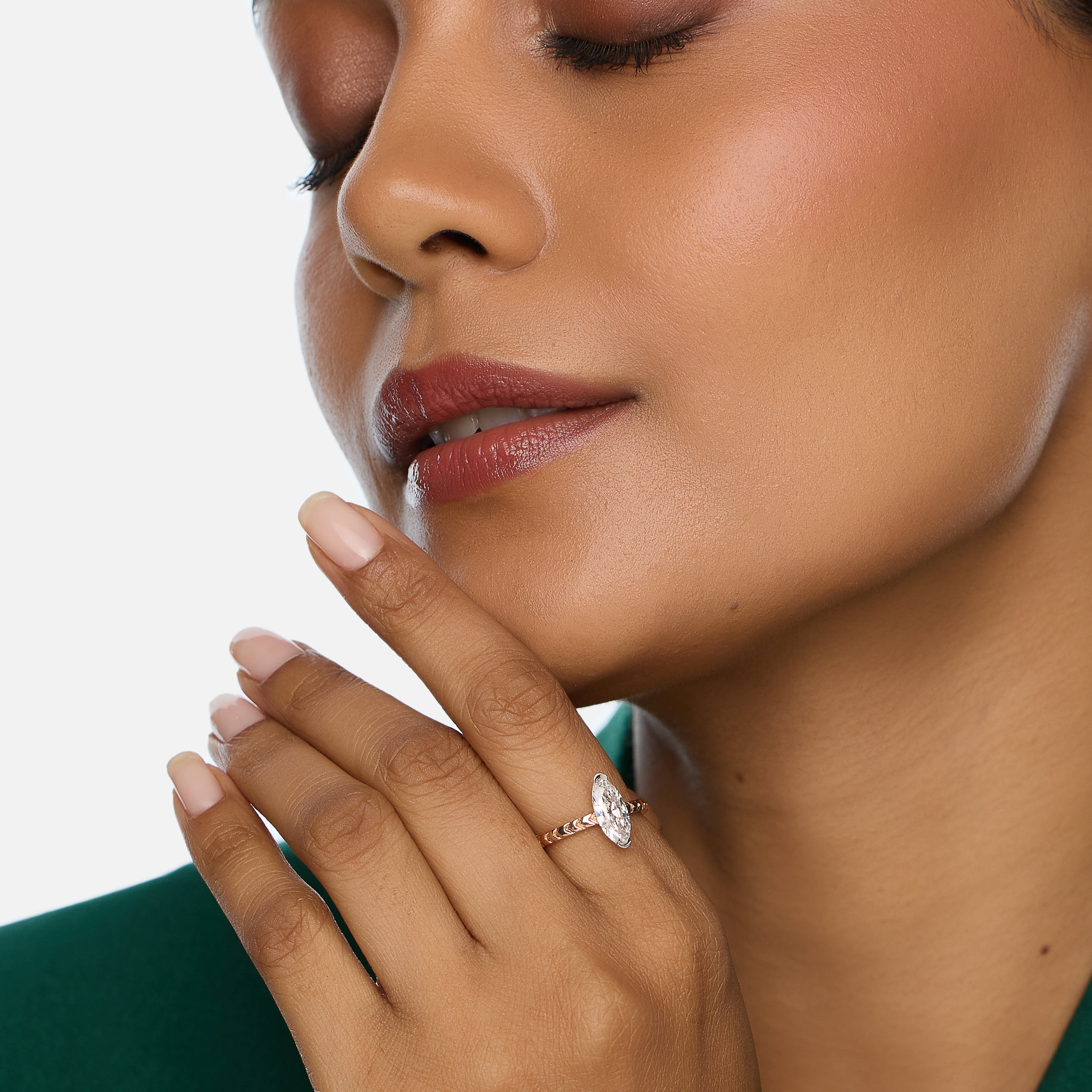 Oval Cut 1.070 Carat Lab-Grown Diamond Ring | SKU : 0003759516