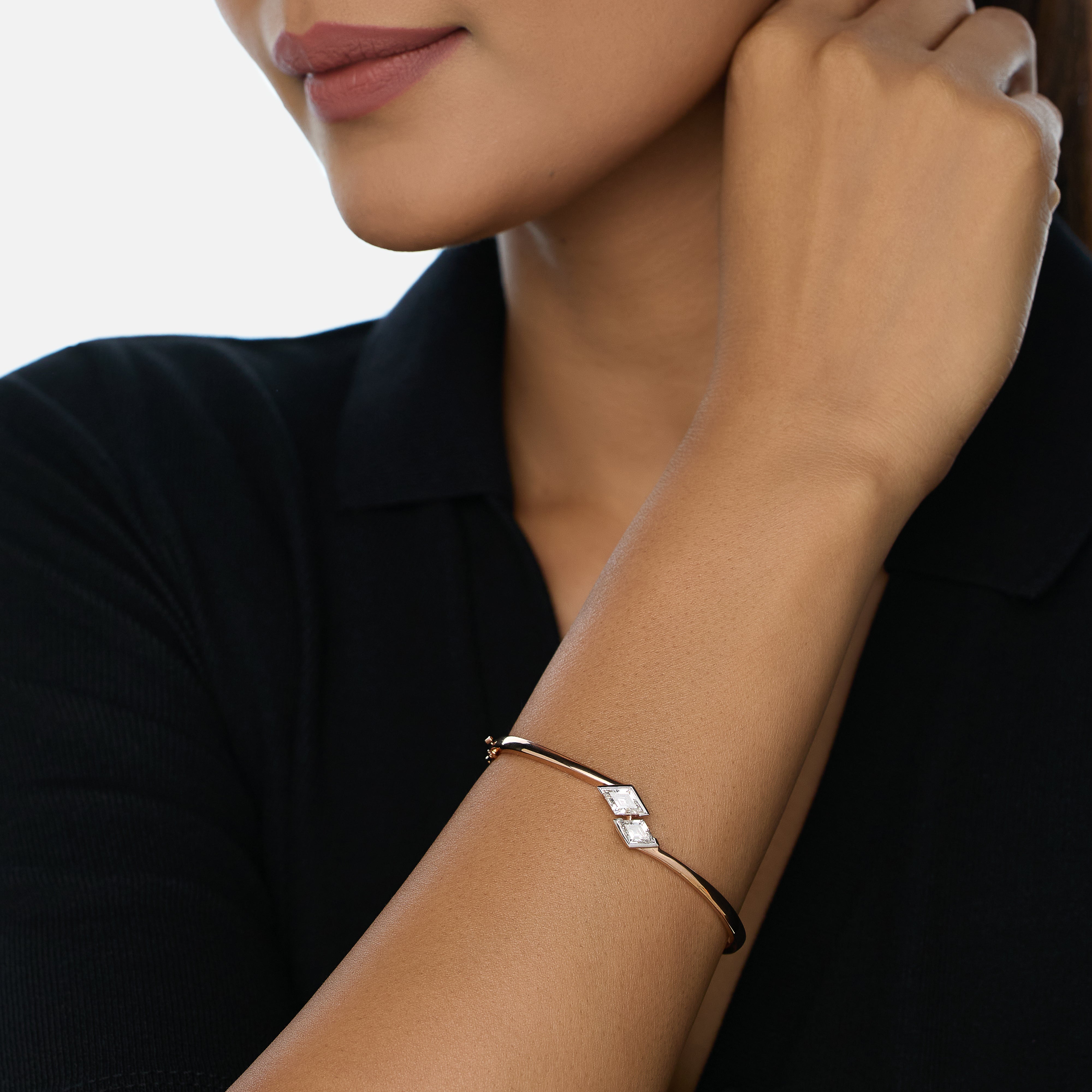 Rose Gold Sculpted Bangle with Twin Lozenge Pointed-Cut Lab-Grown Diamonds | SKU : 0021916830