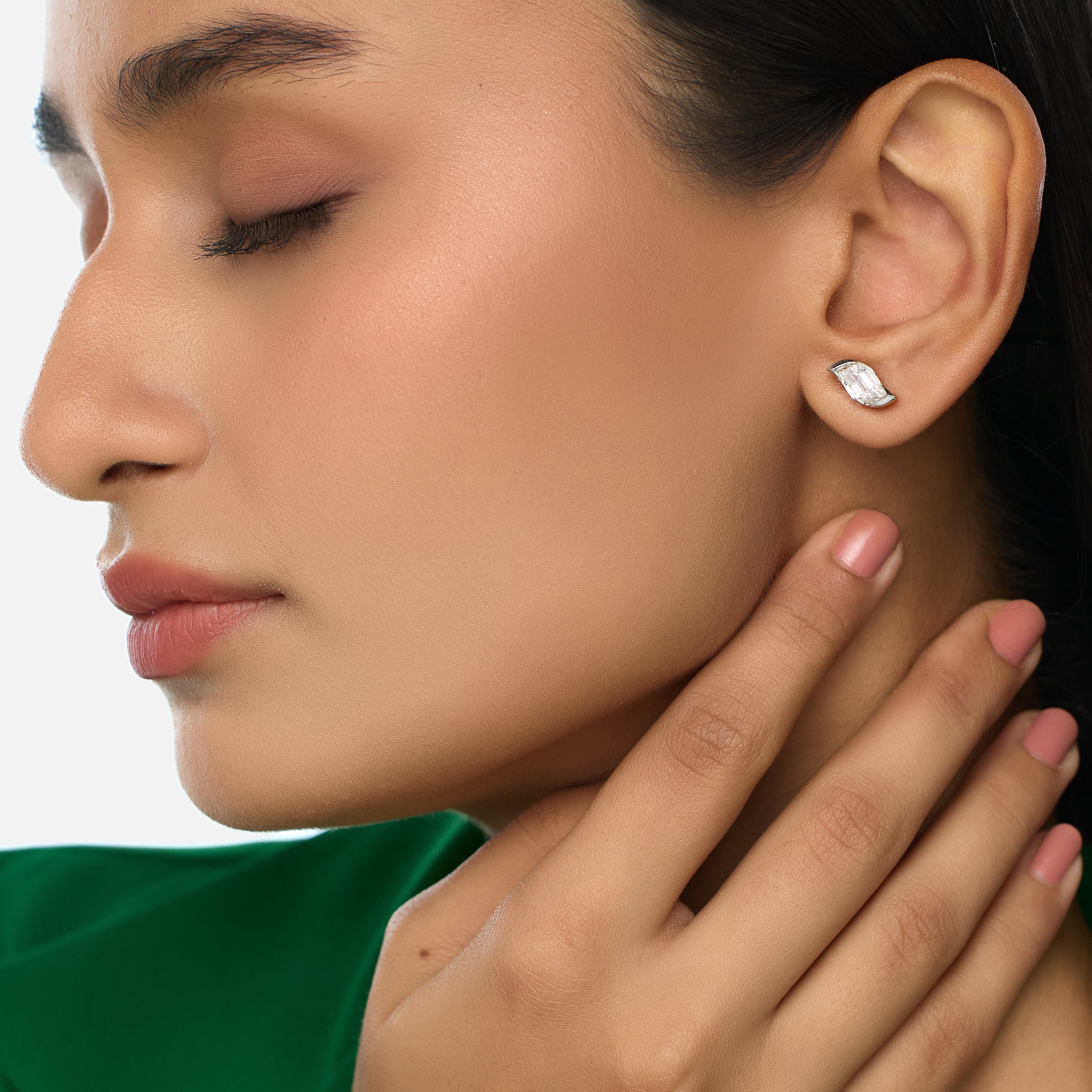 Gold Tops with Flame-Cut Lab-Grown Diamond |  SKU : 0021923357