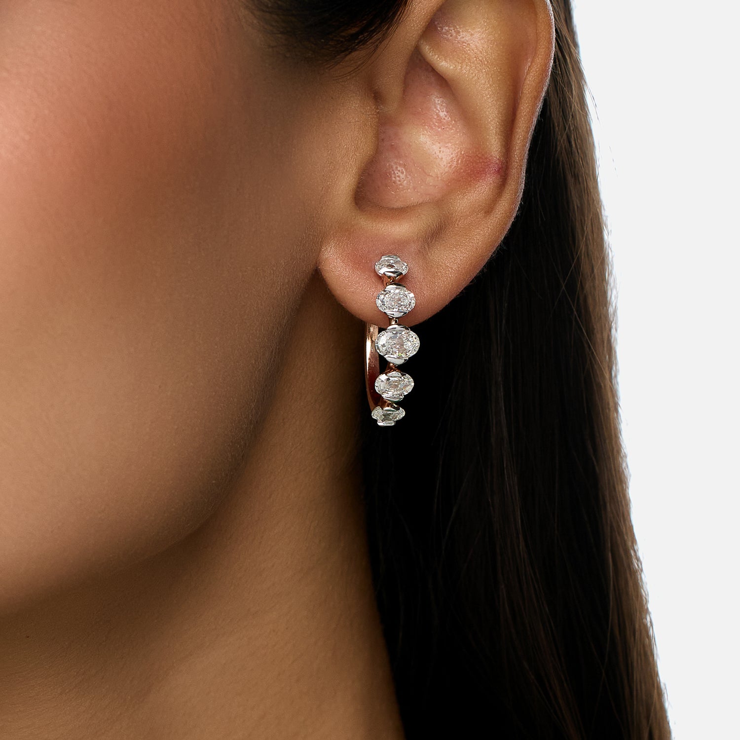 Gold Hoop Earrings with Oval Step-Cut Lab-Grown Diamonds | SKU : 0021923401