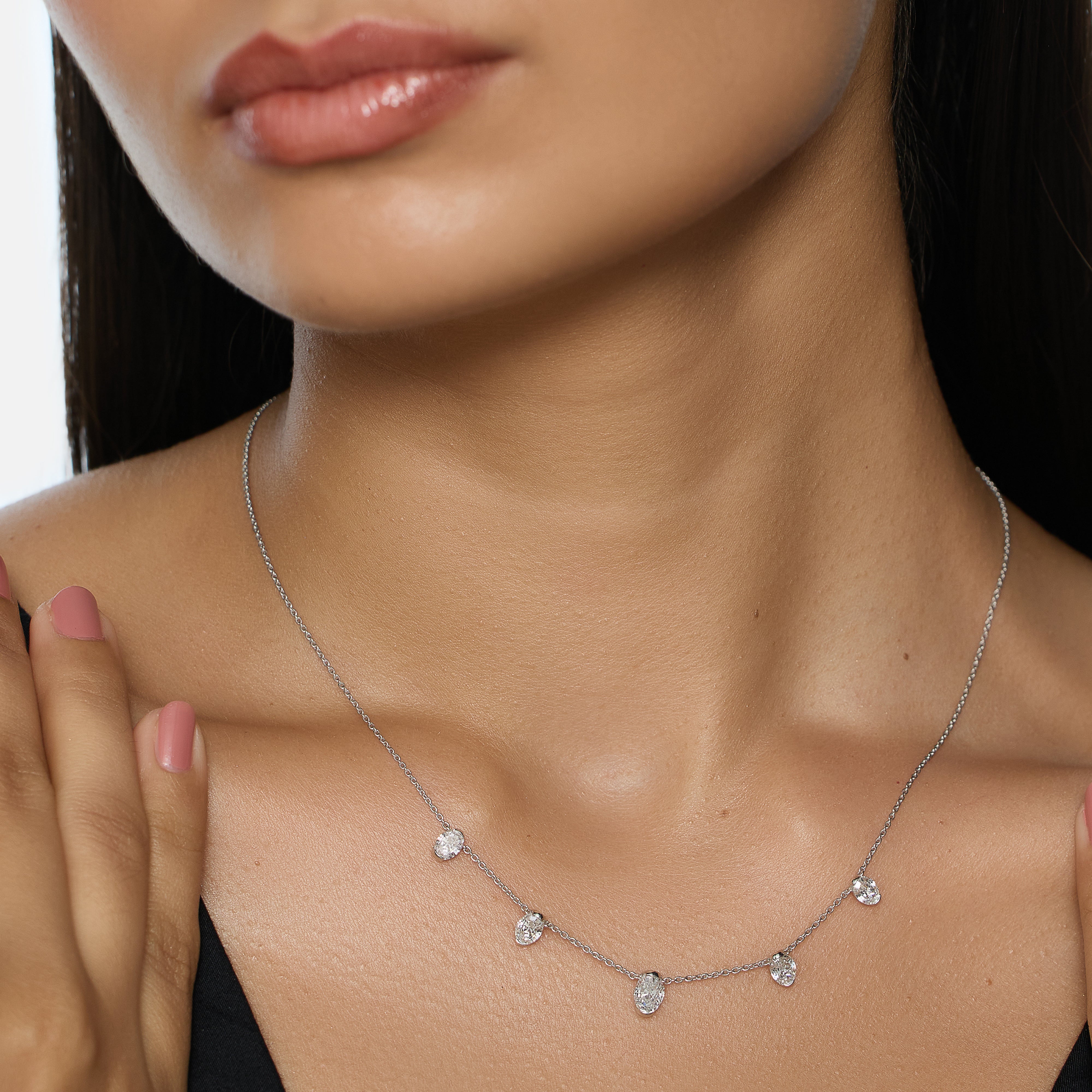 Oval-Cut Lab-Grown Diamond White Gold Necklace | SKU : 0021918018