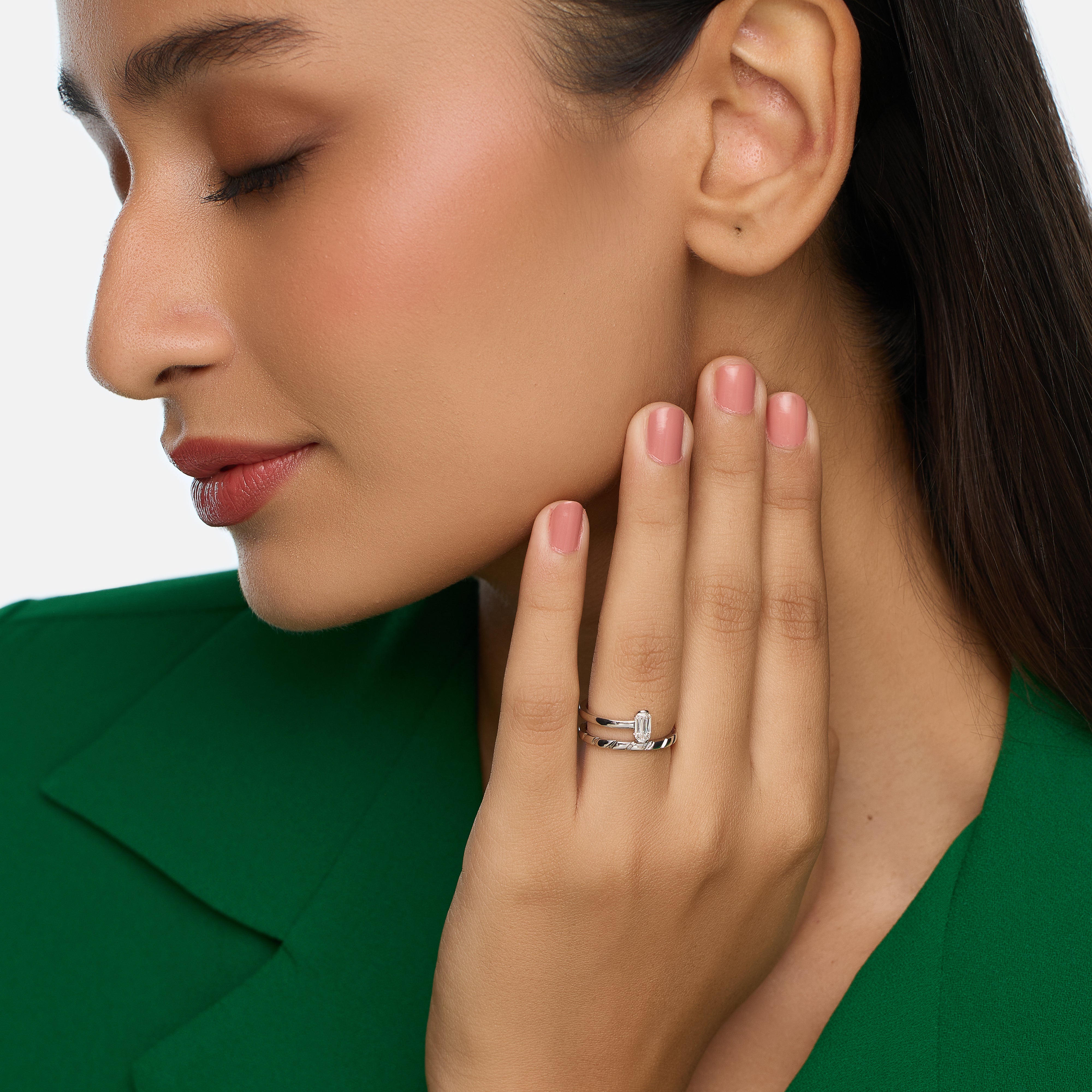 Sculpted Elegance Gold Ring with Cushion-Cut Lab-Grown Diamond | SKU : 0021960109