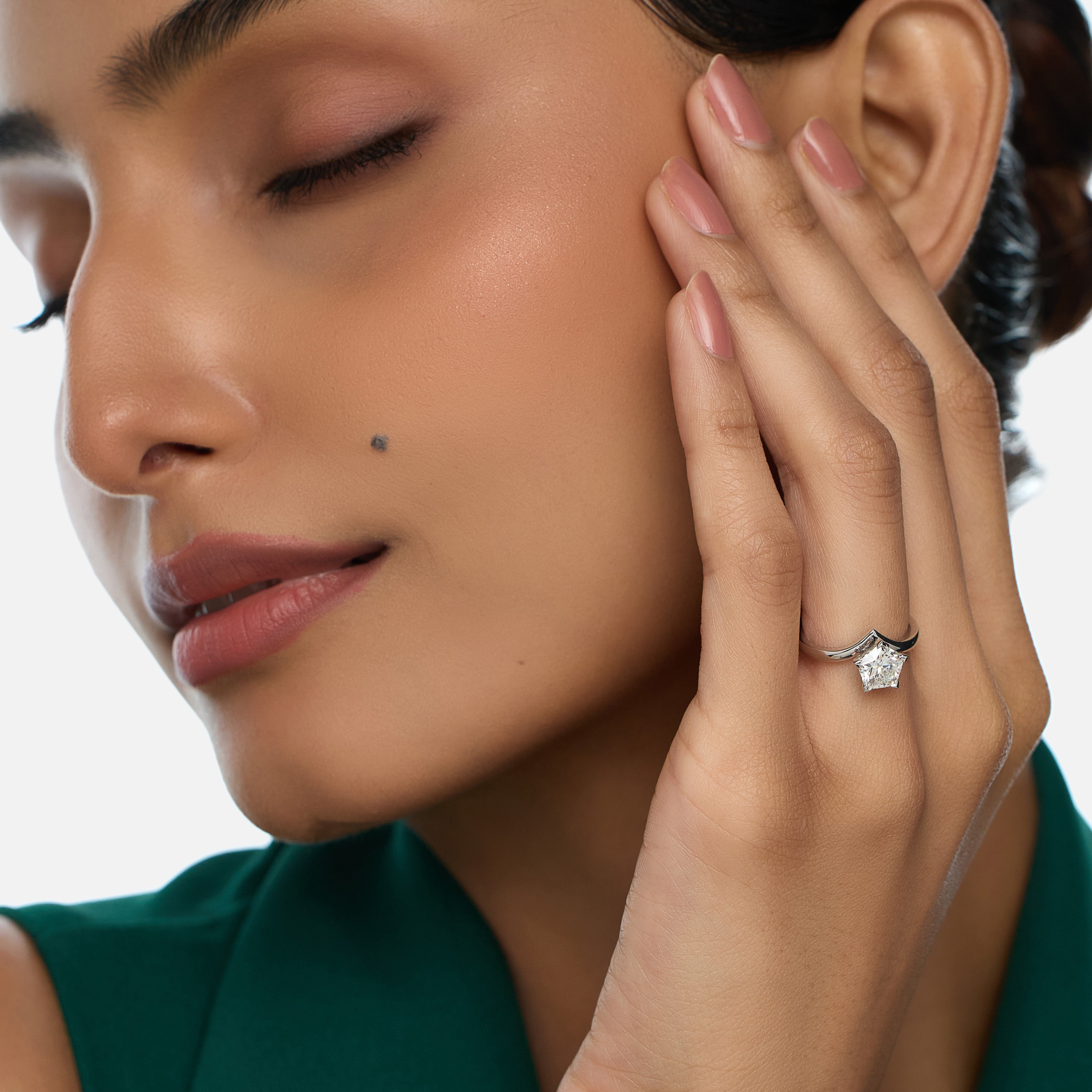 Pentagon Brilliance White Gold Lab-Grown Diamond Ring | SKU : 0021963827