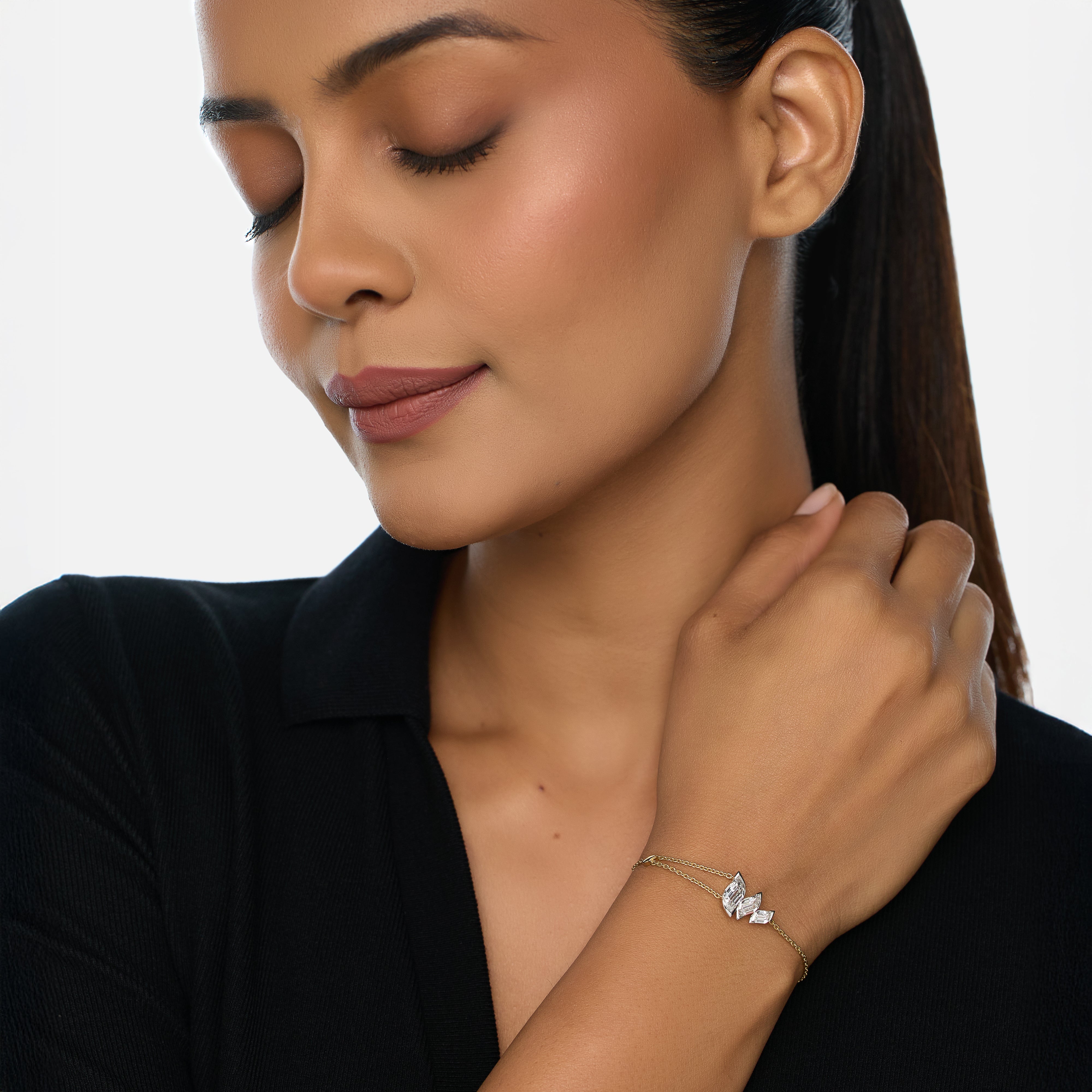 Yellow Gold Chain Bracelet with Tapered Flame-Cut Lab-Grown Diamonds | SKU : 0021924026