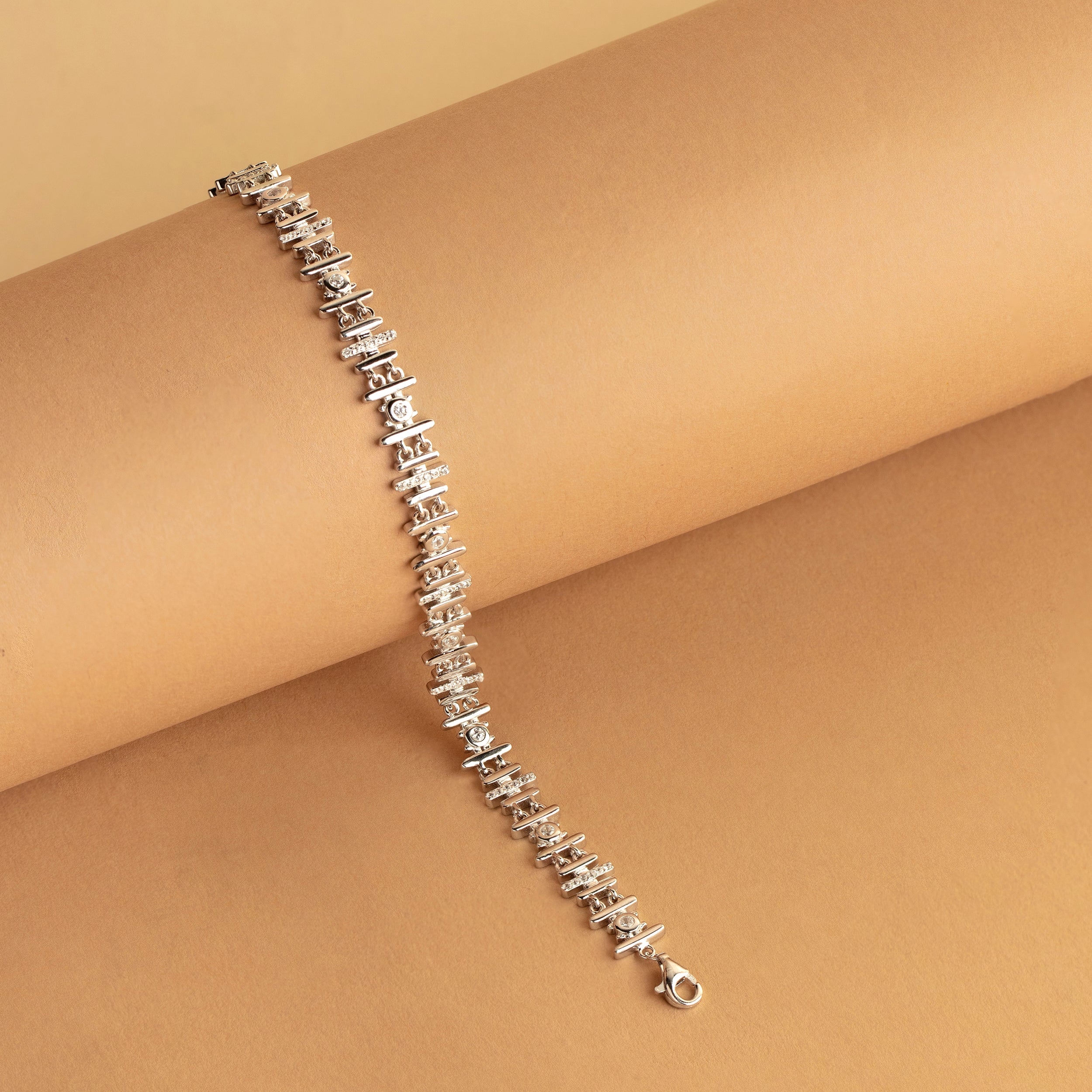 Designer Silver Bracelet  | SKU: 0019272108