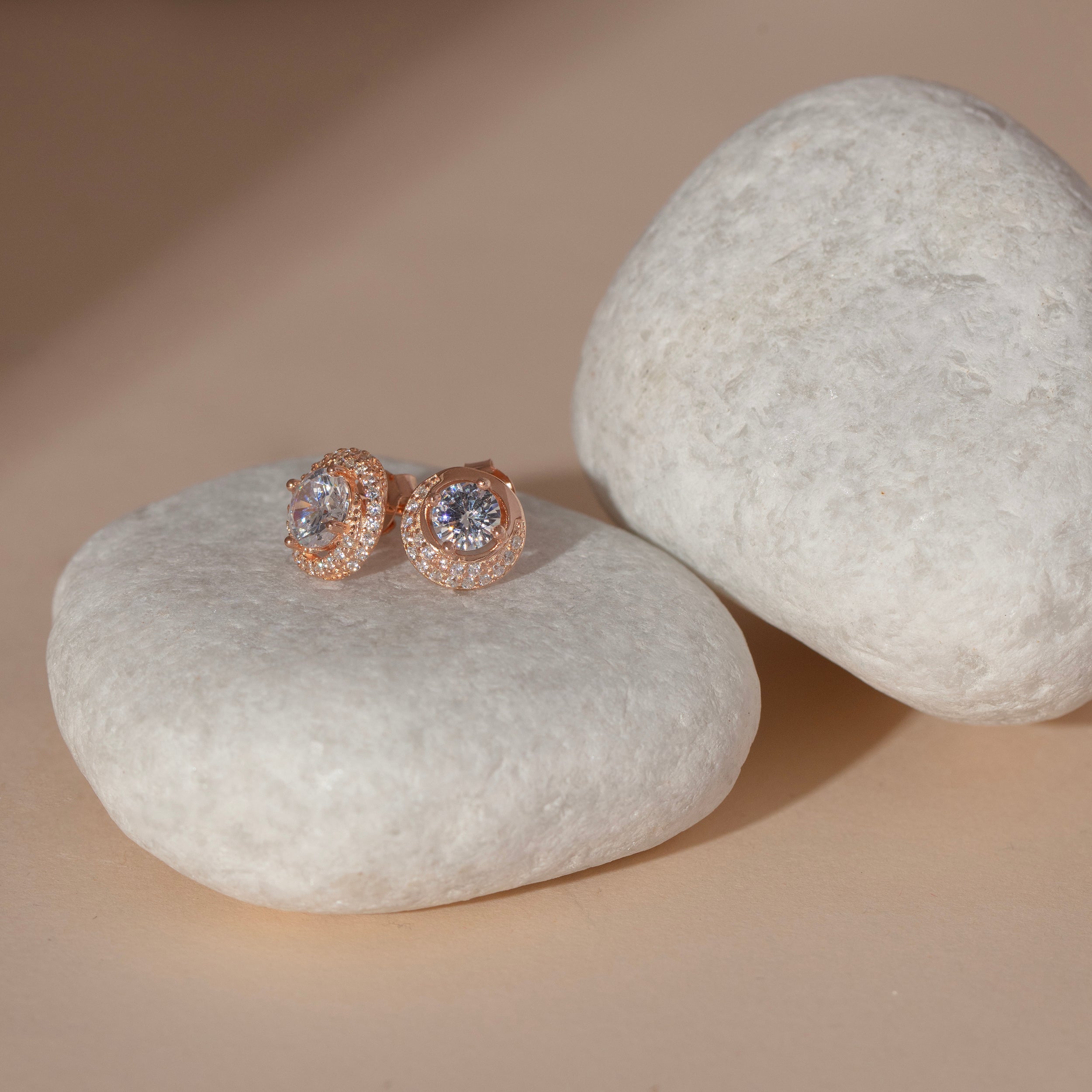 "Chic Rose Gold Studs Accents" | SKU : 0019272665, 0019272542, 0019272498, 0019272702, 0019272580, 0019037813