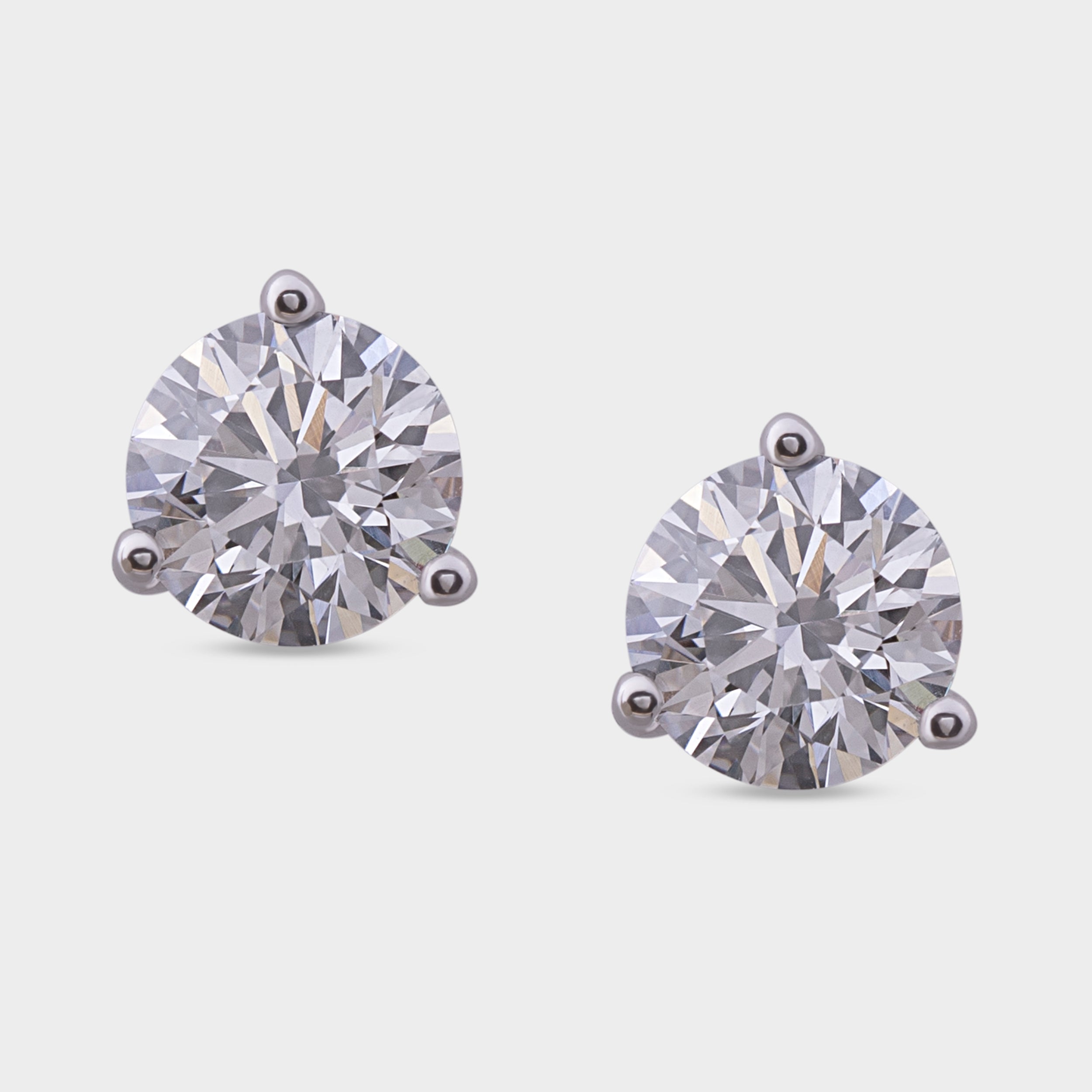 Radiant Simplicity: Lab-Grown Solitaire Diamond Earstuds | SKU : 0019853895