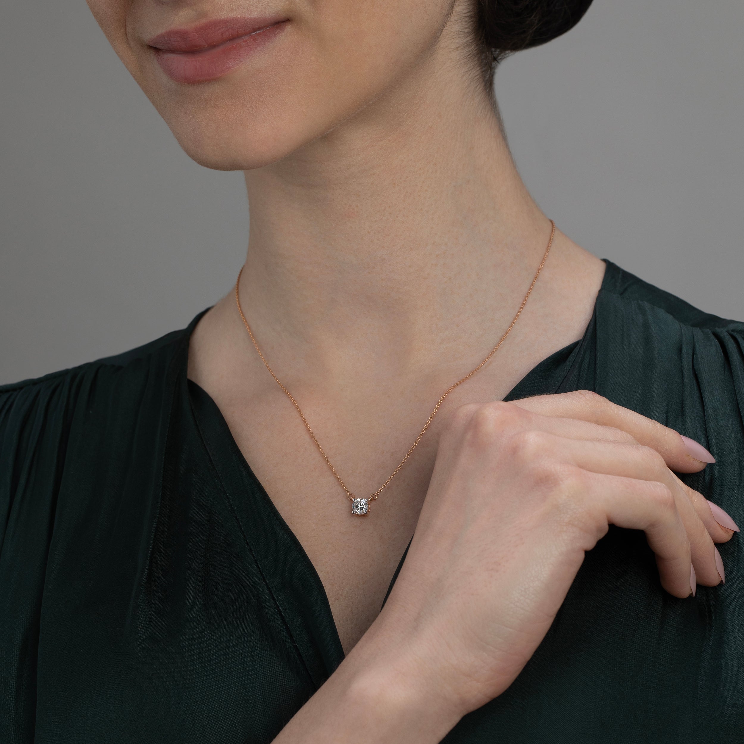 Round Brilliant 0.730 Carat Solitaire Lab-Grown Diamond Double Hook Pendant Chain | SKU : 0019853901