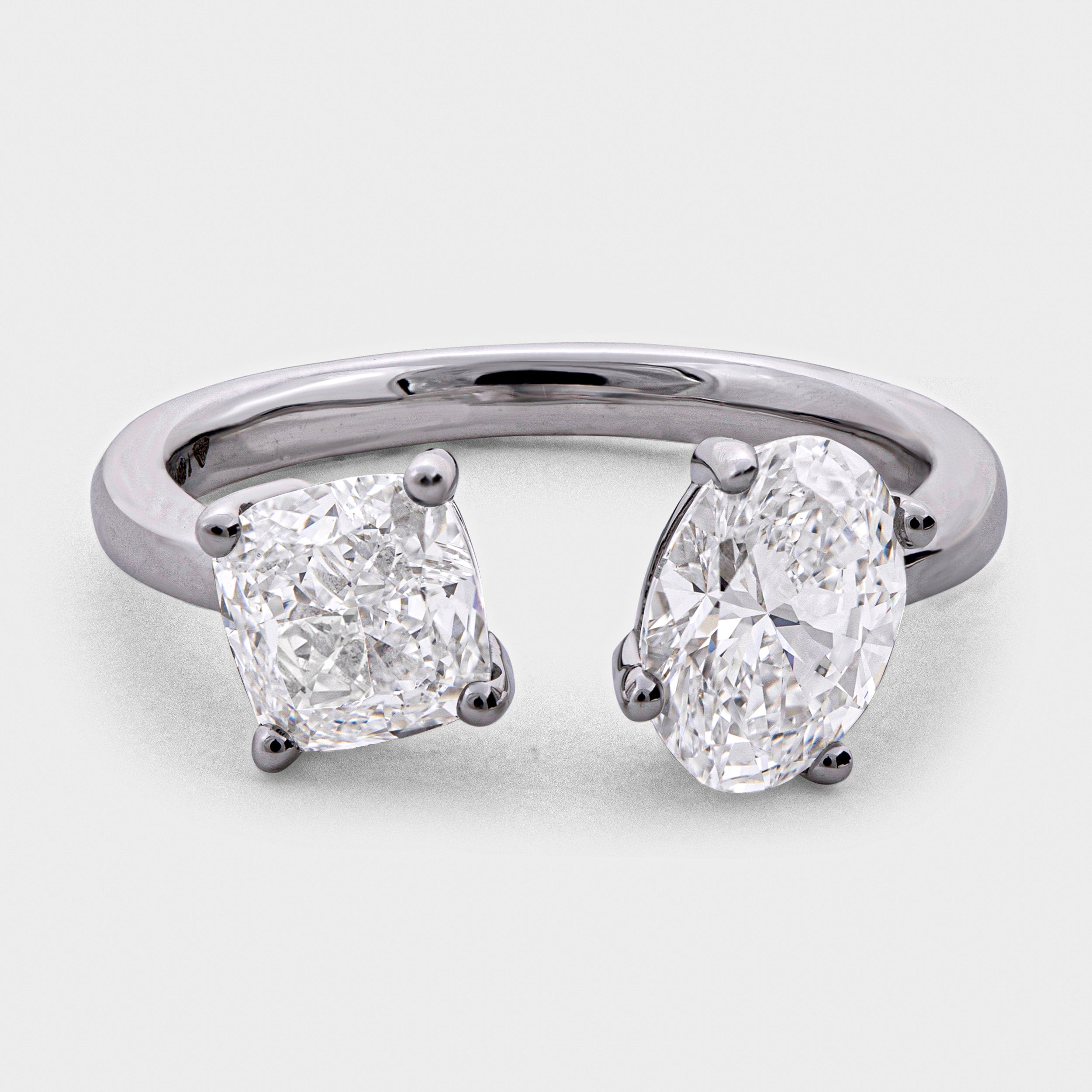 Cushion and Oval Cut 1.01 Carat & 1.00 Carat Lab-Grown Solitaire Ring | SKU : 0019997261 - crash.club by CKC