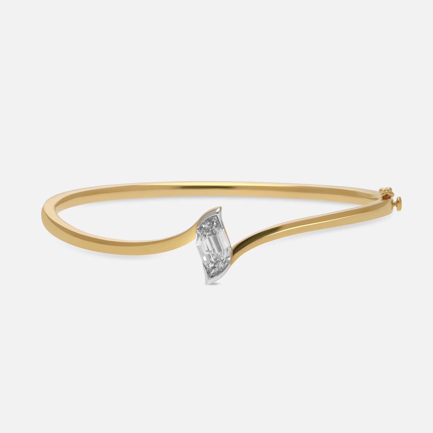 Flame-Cut Lab-Grown Diamond Bracelet in 18Kt Yellow Gold | SKU : 0021923371