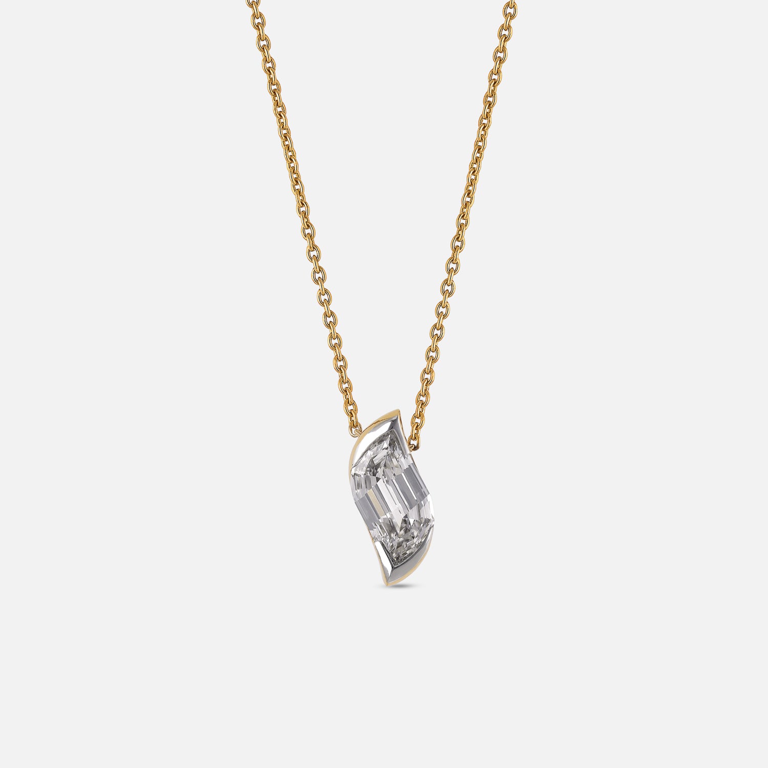 Gold Chain Pendant with Flame-Cut Lab-Grown Diamond | SKU : 0021923340