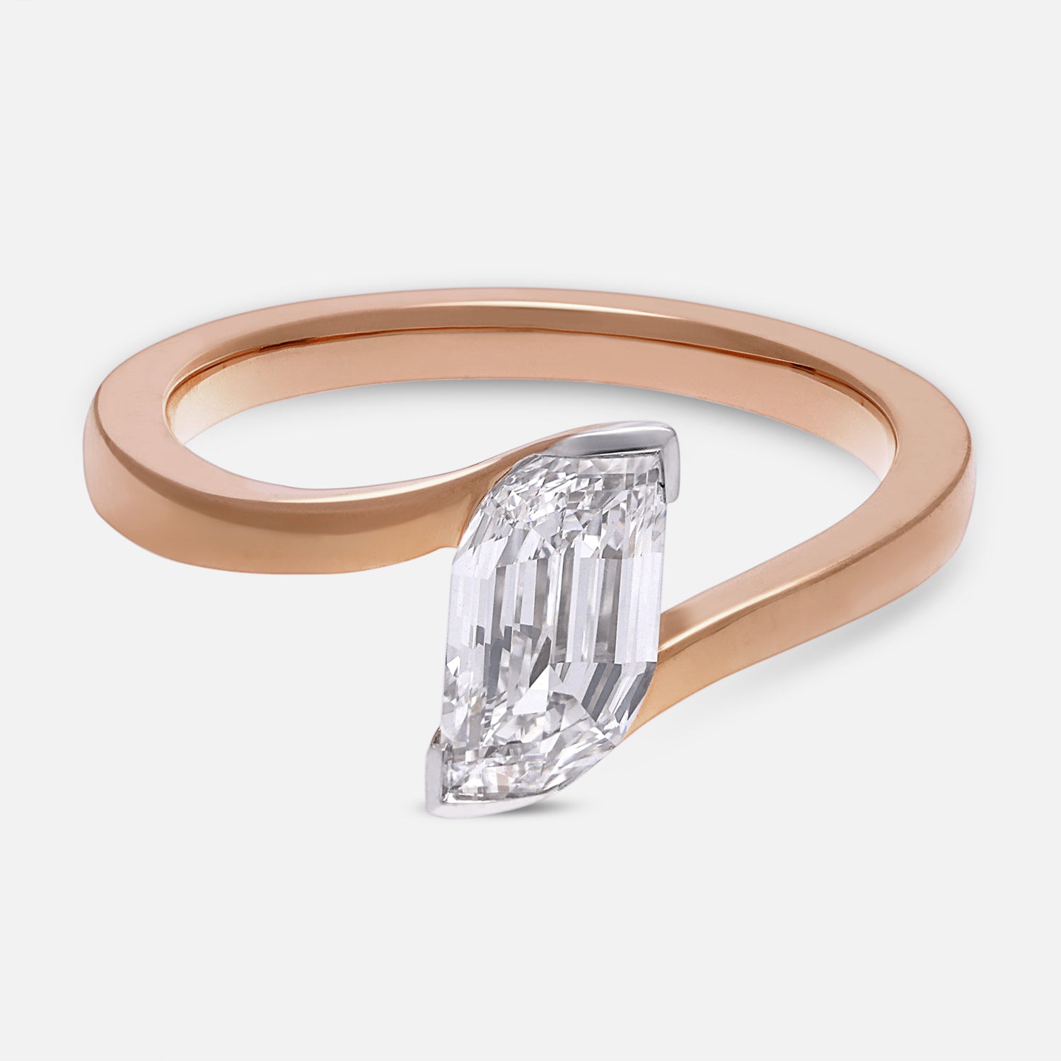 Rose Gold Ring with Flame-Cut Lab-Grown Diamond | SKU : 0003761618