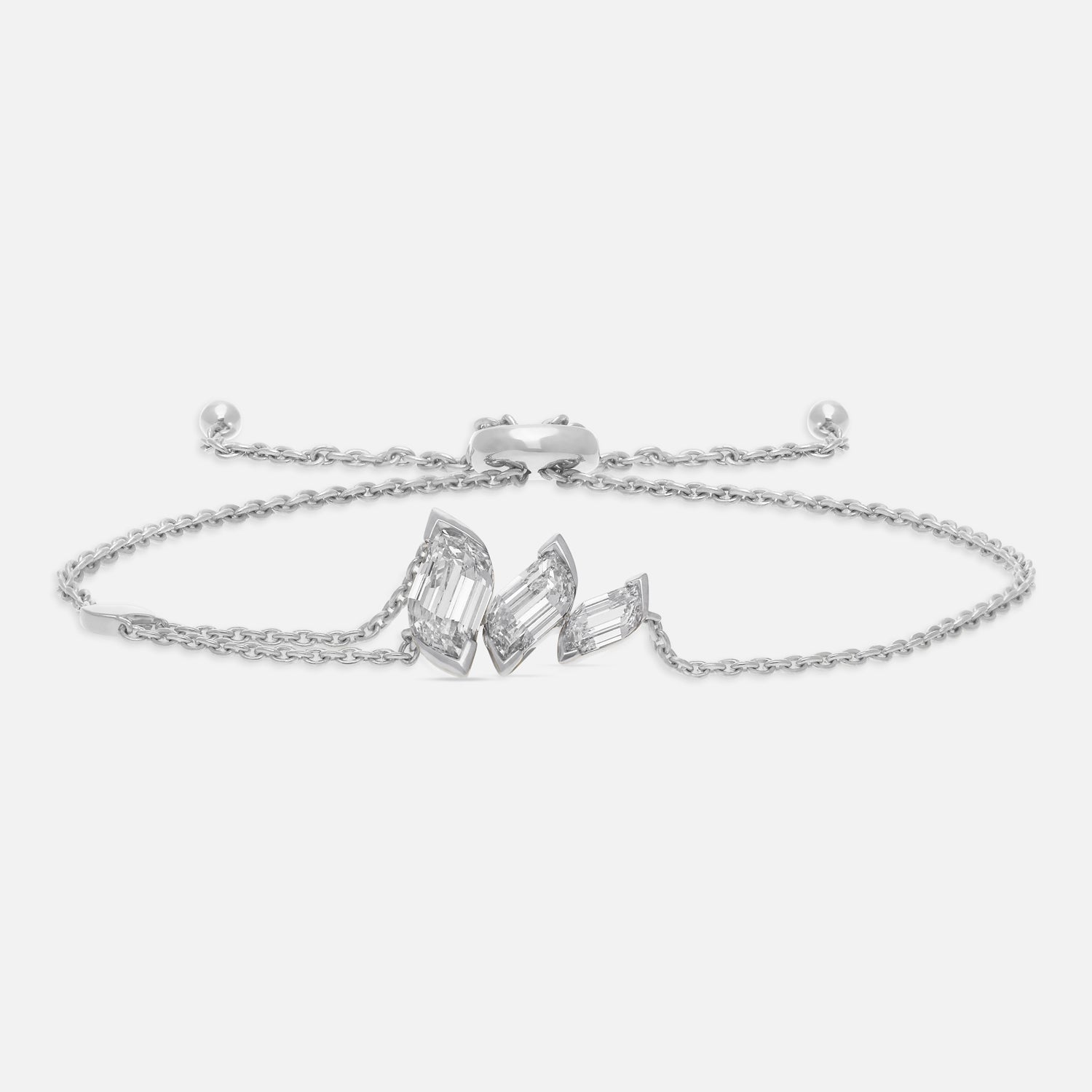 Delicate Gold Bracelet Adorned with Flame-Cut Lab-Grown Diamonds | SKU : 0021971297