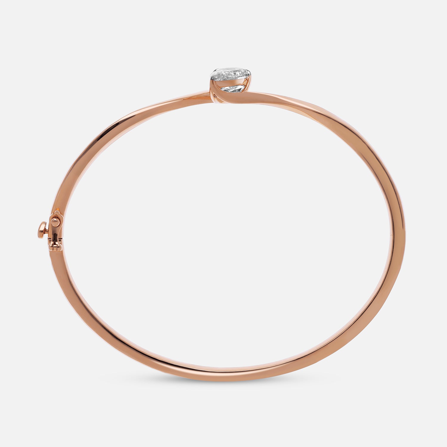 Sculpted Gold Bangle with 1.620 Carat Pear Step-Cut Lab-Grown Diamond | SKU : 0003759608