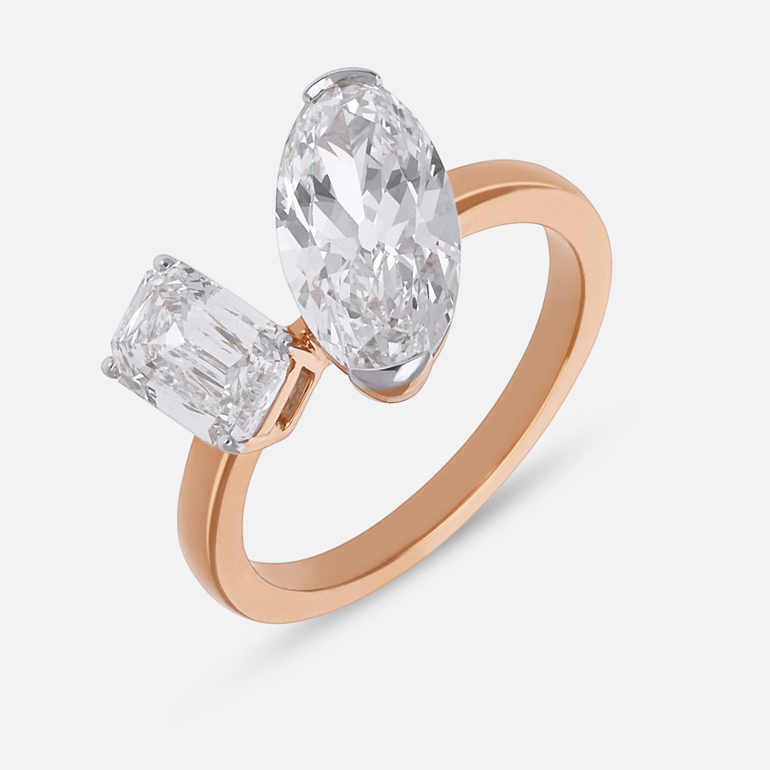 Open Gold Ring with Oval Step Cut and Heritage Emerald-Cut Lab-Grown Diamonds | SKU : 0003761632