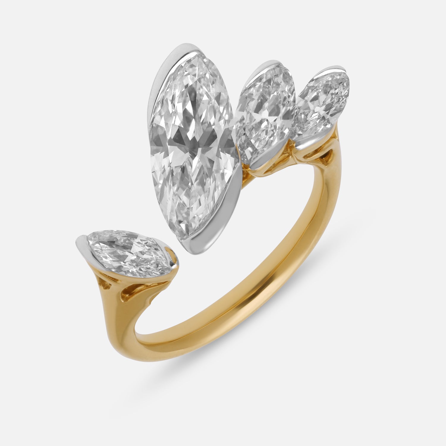 Gold Ring Set with Roval-Cut Lab-Grown Diamonds | SKU : 0021923135