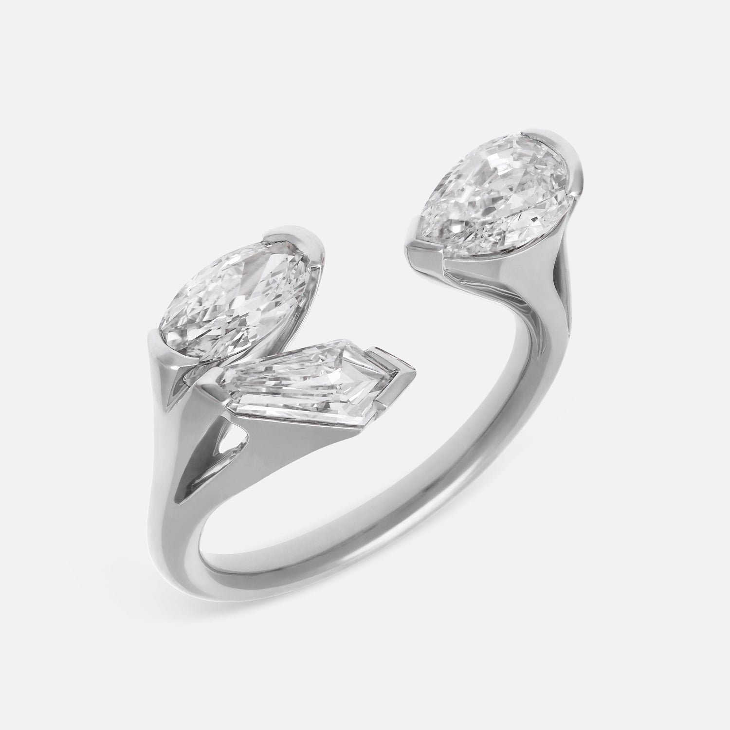 White Gold Ring with Oval, Pear, and Tie Cut Lab-Grown Diamonds | SKU : 0021963803