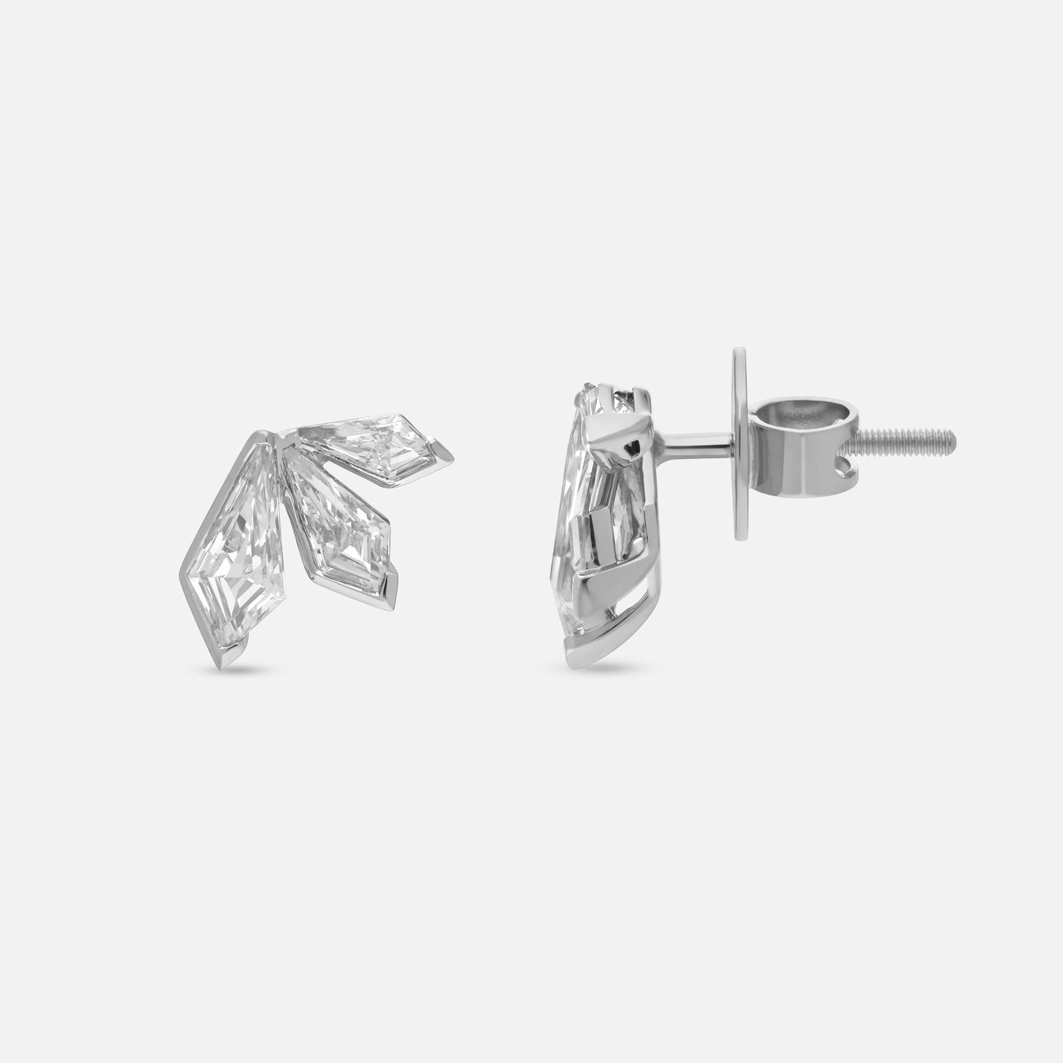 White Gold Stud Earrings with Kite-Cut Lab-Grown Diamonds | SKU : 0021944963