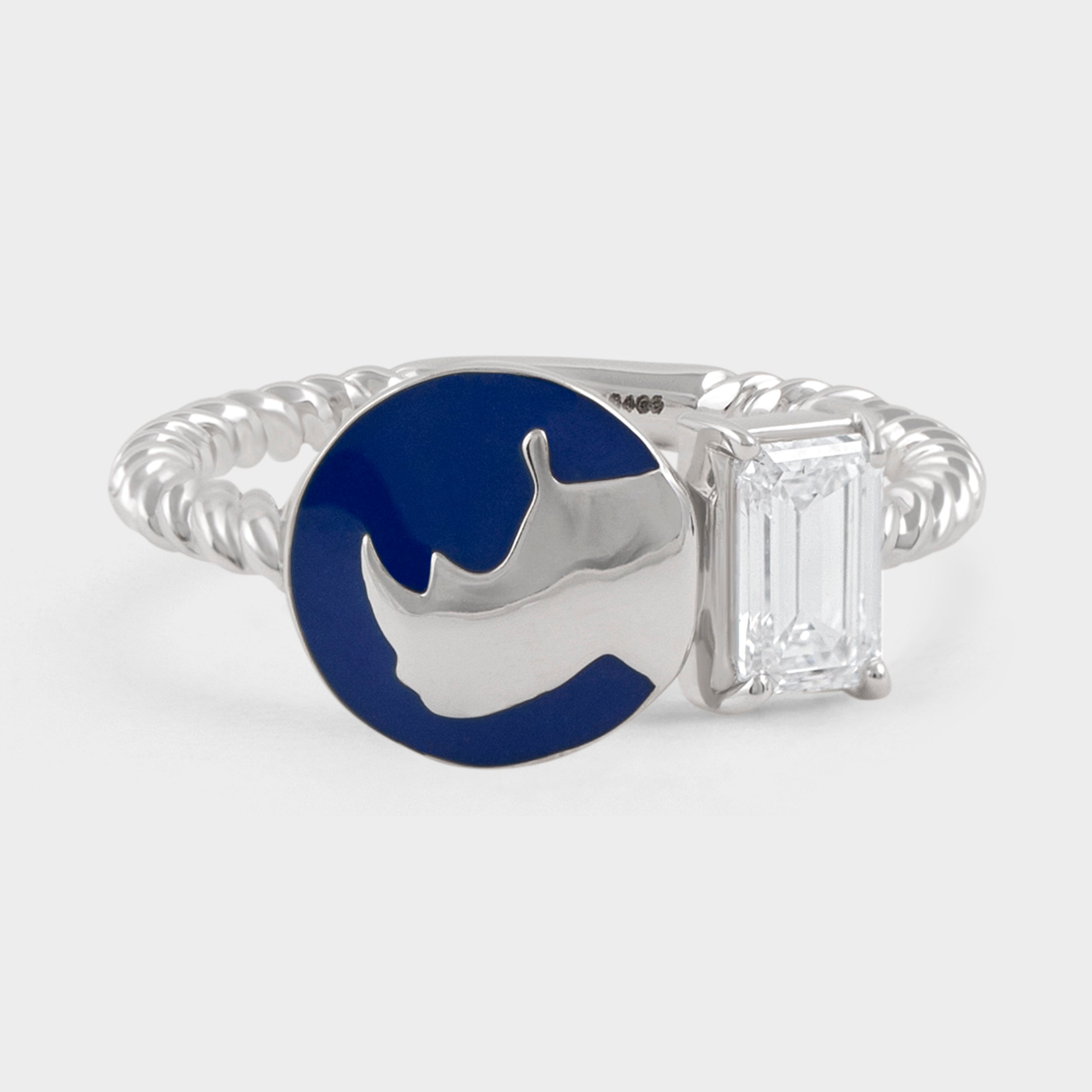 Emerald Cut 0.45 Carat Blue Rhino Horn Motif Lab Grown Diamond Ring | SKU : 0003179482