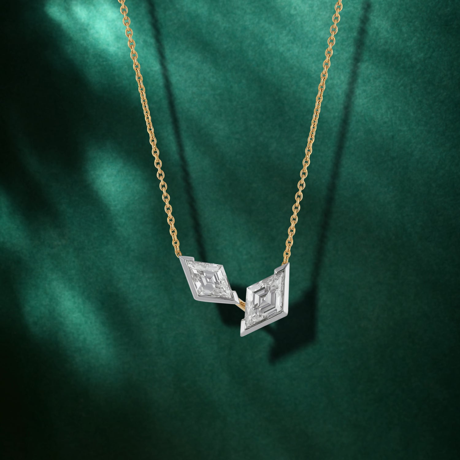 Lozenge Pointed Lab-Grown Diamond Pendant in 18Kt Gold | SKU : 0021911699