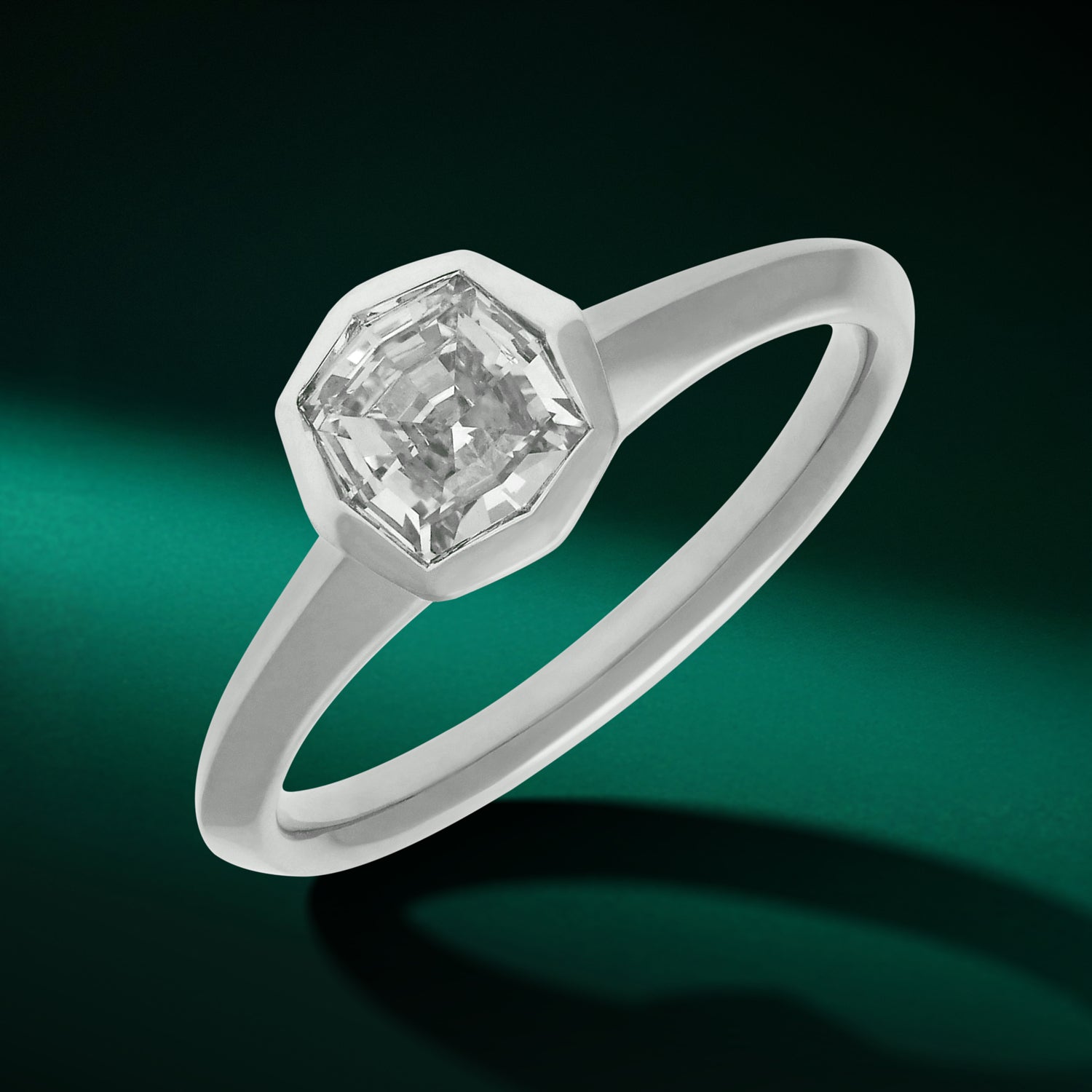Exquisite White Gold Ring Adorned with Octagon Step-Cut Lab-Grown Diamond | SKU : 0021929878