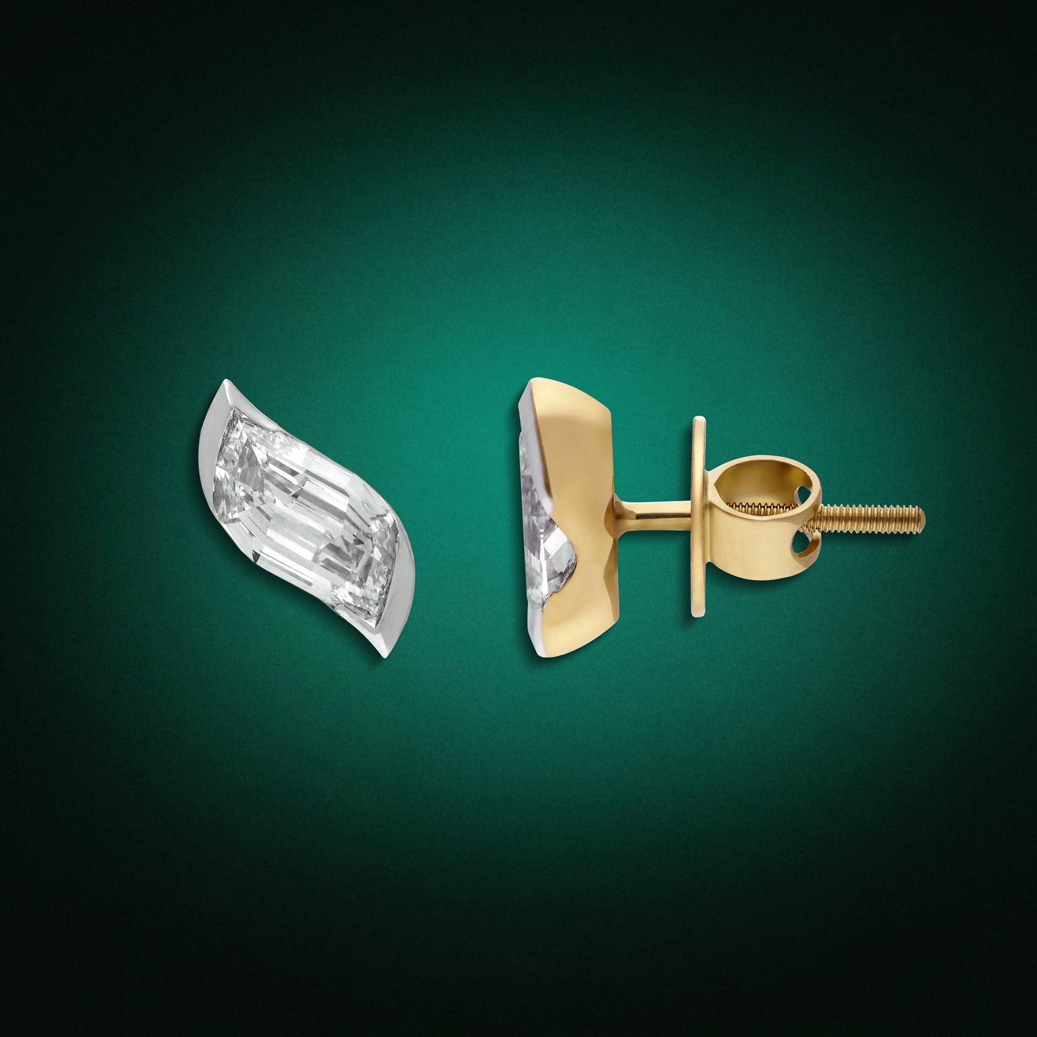 Gold Tops with Flame-Cut Lab-Grown Diamond |  SKU : 0021923357
