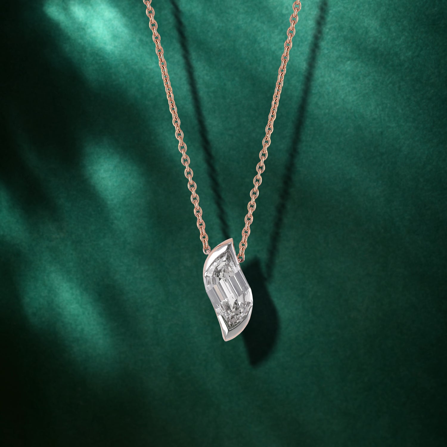 Flame-Cut Lab-Grown Diamond Pendant on Gold Chain | SKU : 0021912887