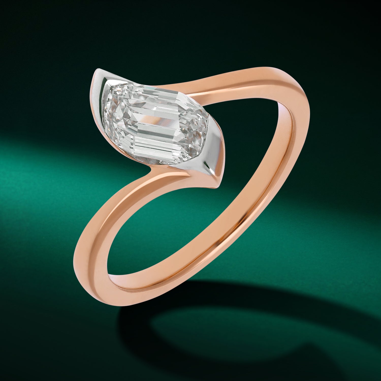 Rose Gold Ring with Flame-Cut Lab-Grown Diamond in a Sculpted Wrap Setting | SKU : 0021912900