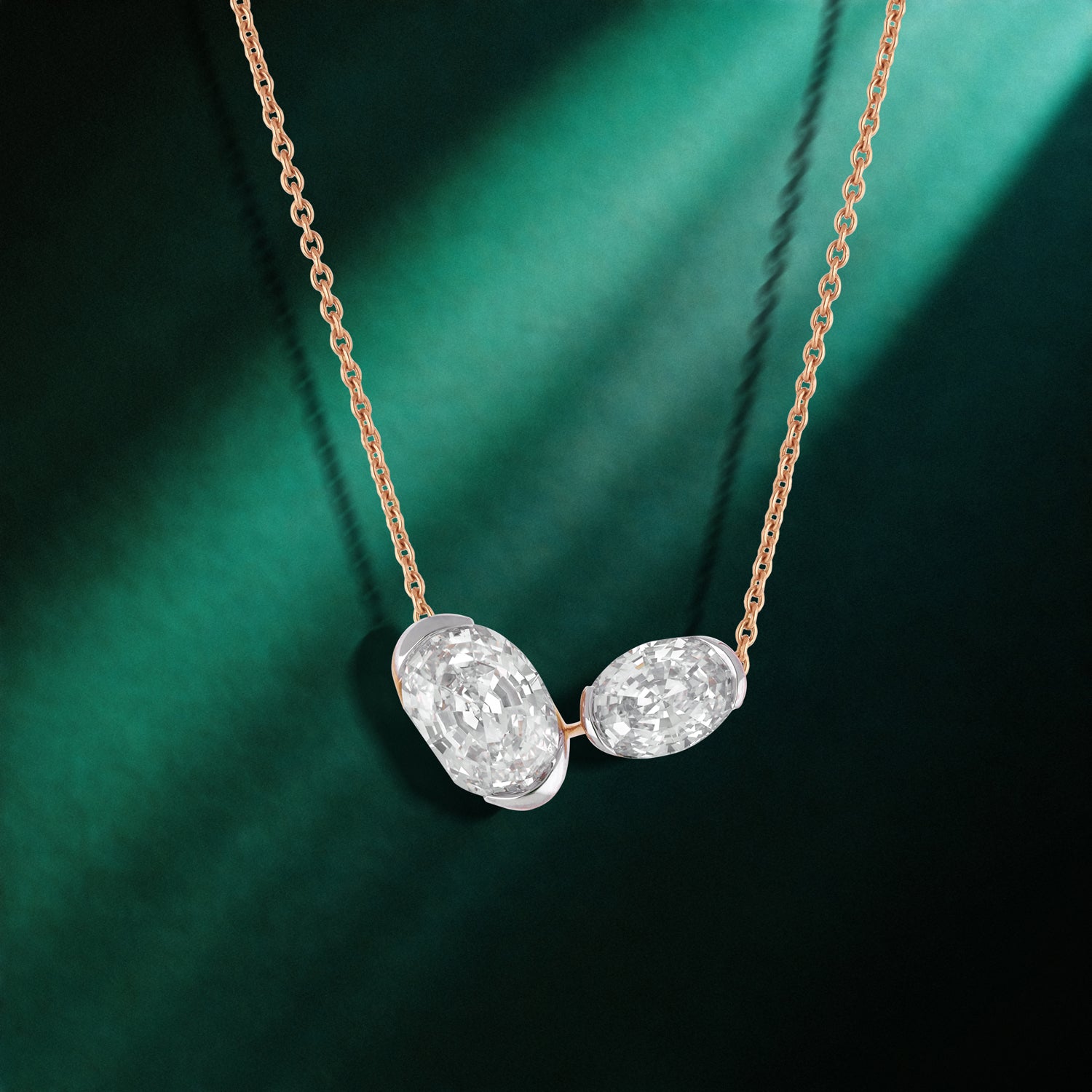 Gold Chain Pendant with Oval-Cut Lab-Grown Diamonds | SKU : 0021920110