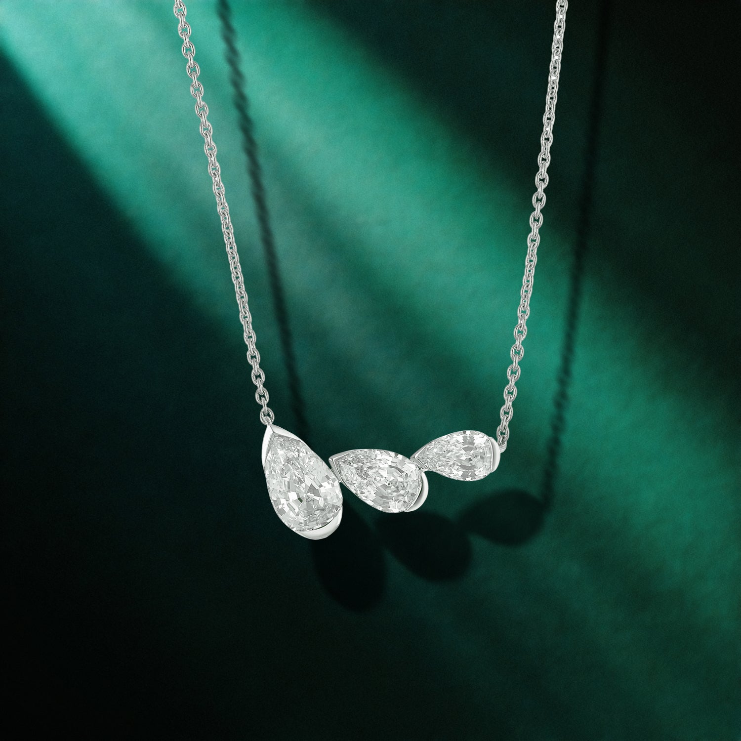 White Gold Chain Pendant with Pear Step-Cut Lab-Grown Diamonds | SKU : 0021941856